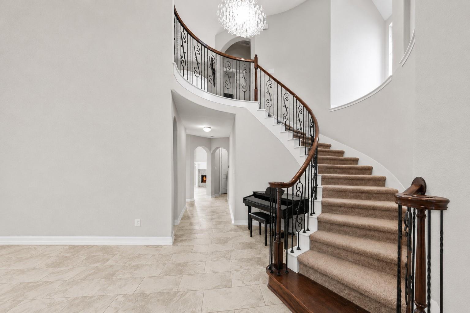 32019 Casa Linda Drive — photo
