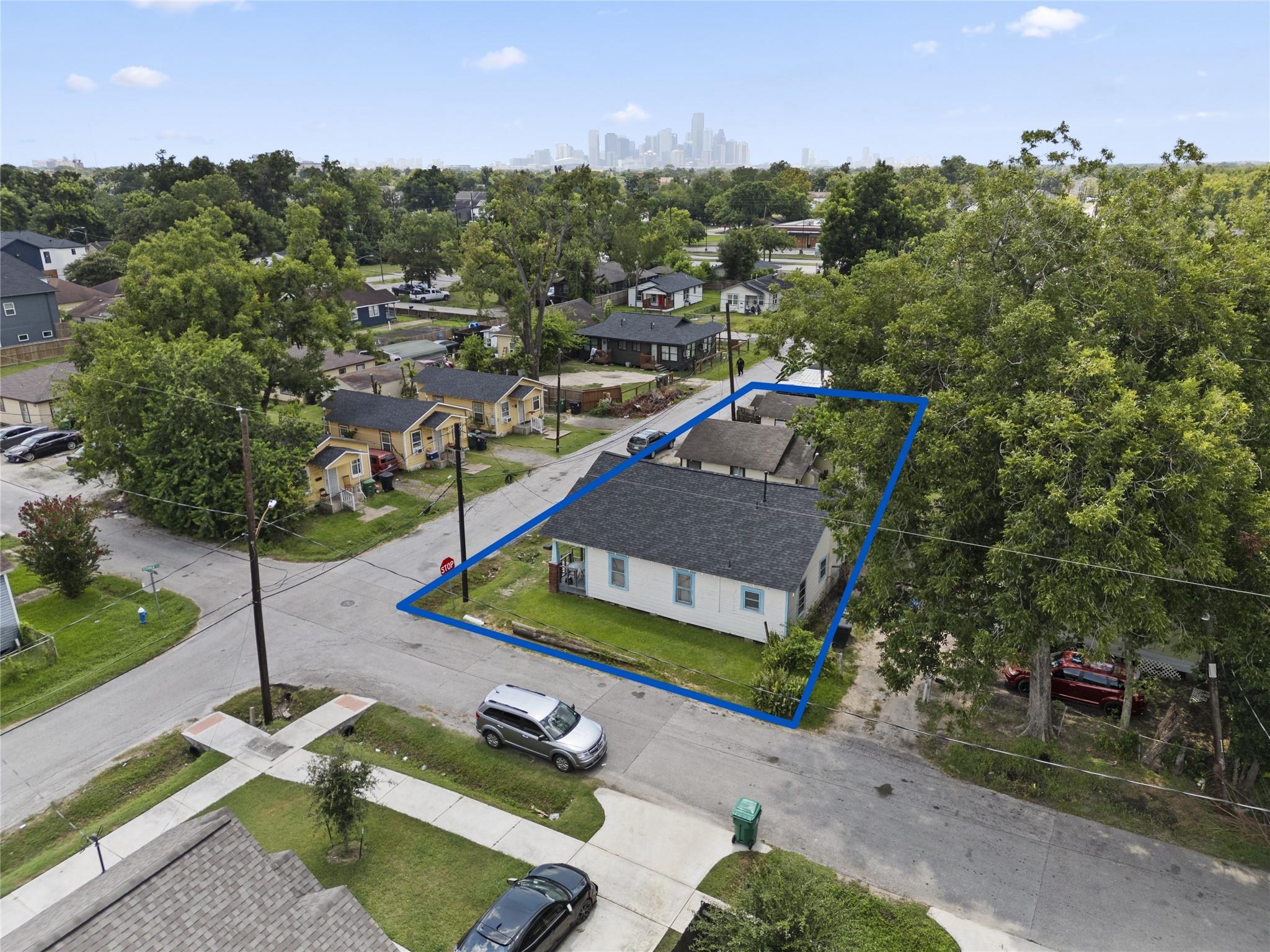5611 Nichols Street — photo
