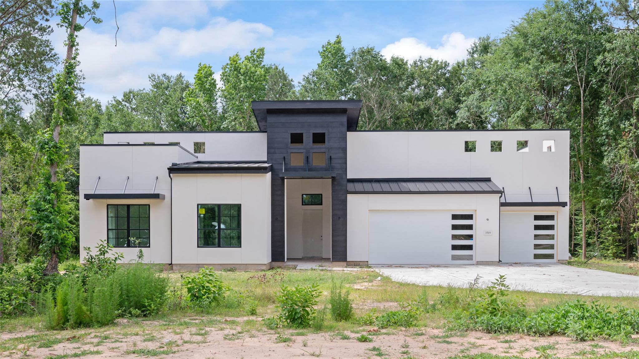 1519 Silver Creek Lane — photo