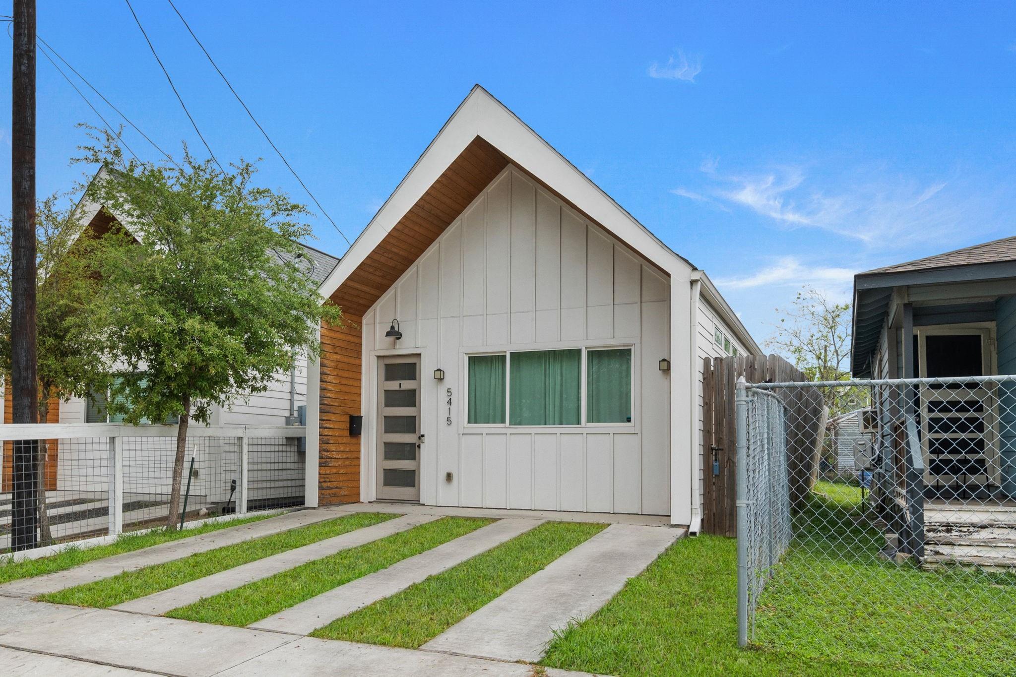 5415 Margarita Street — photo
