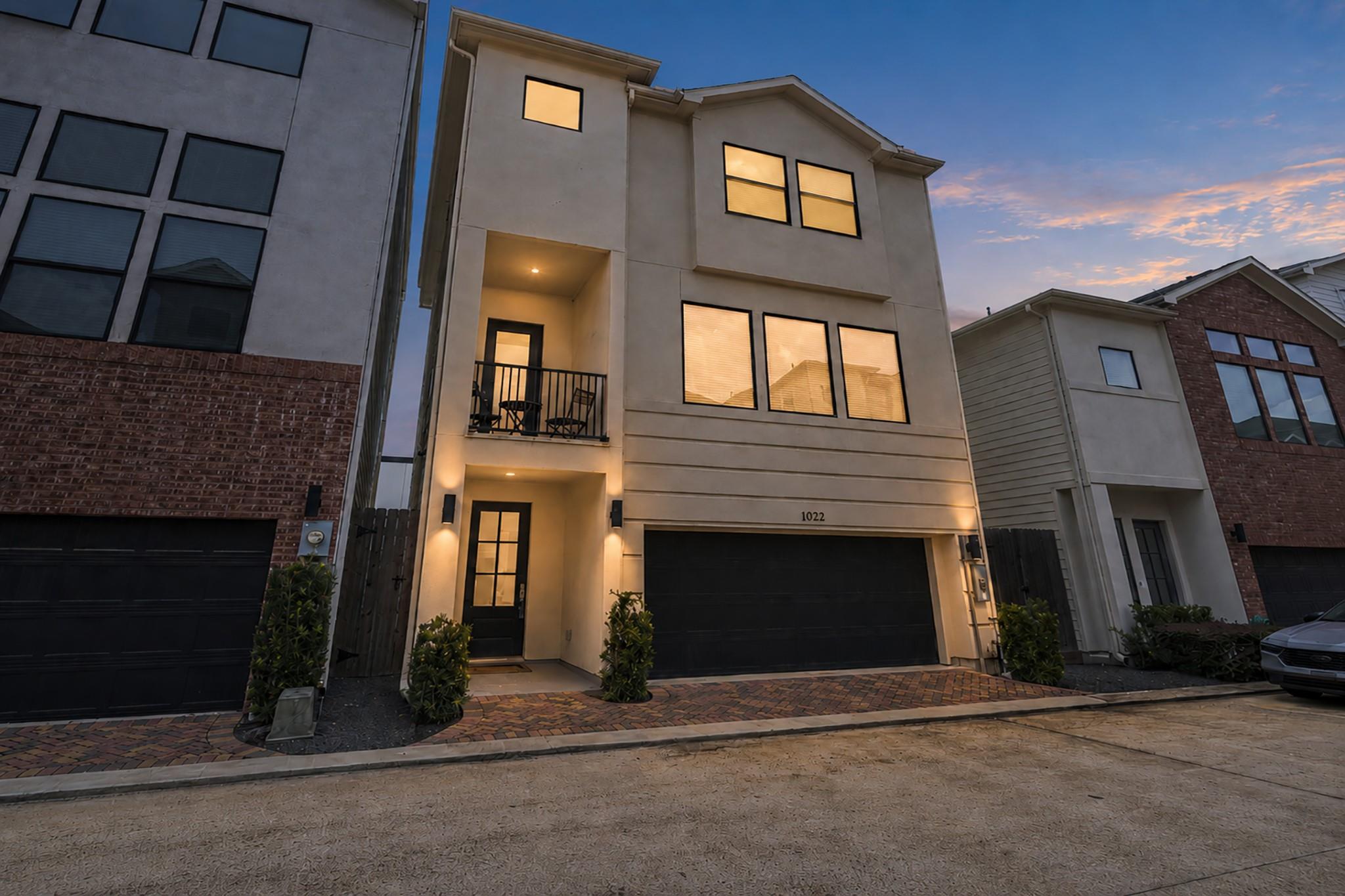 1022 Green Kensington Drive — photo