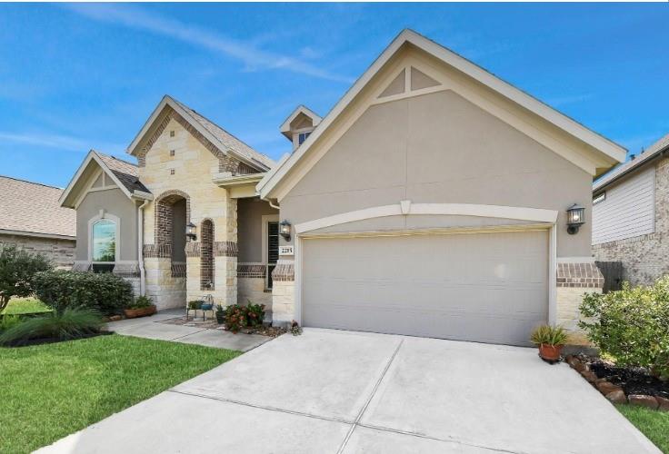 2215 Keystone Ridge Lane — photo