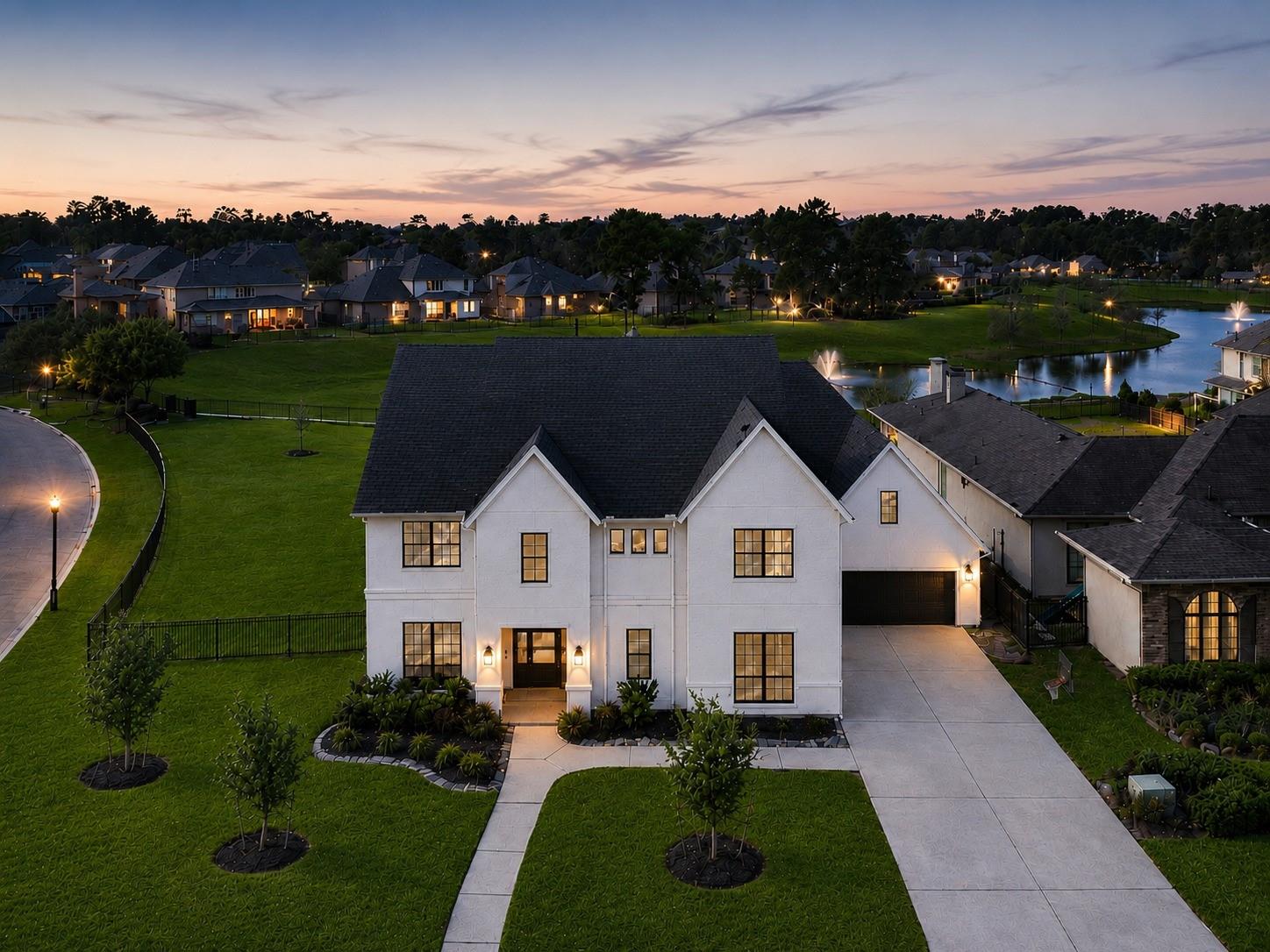 4903 Lagos Lagoon Court — photo