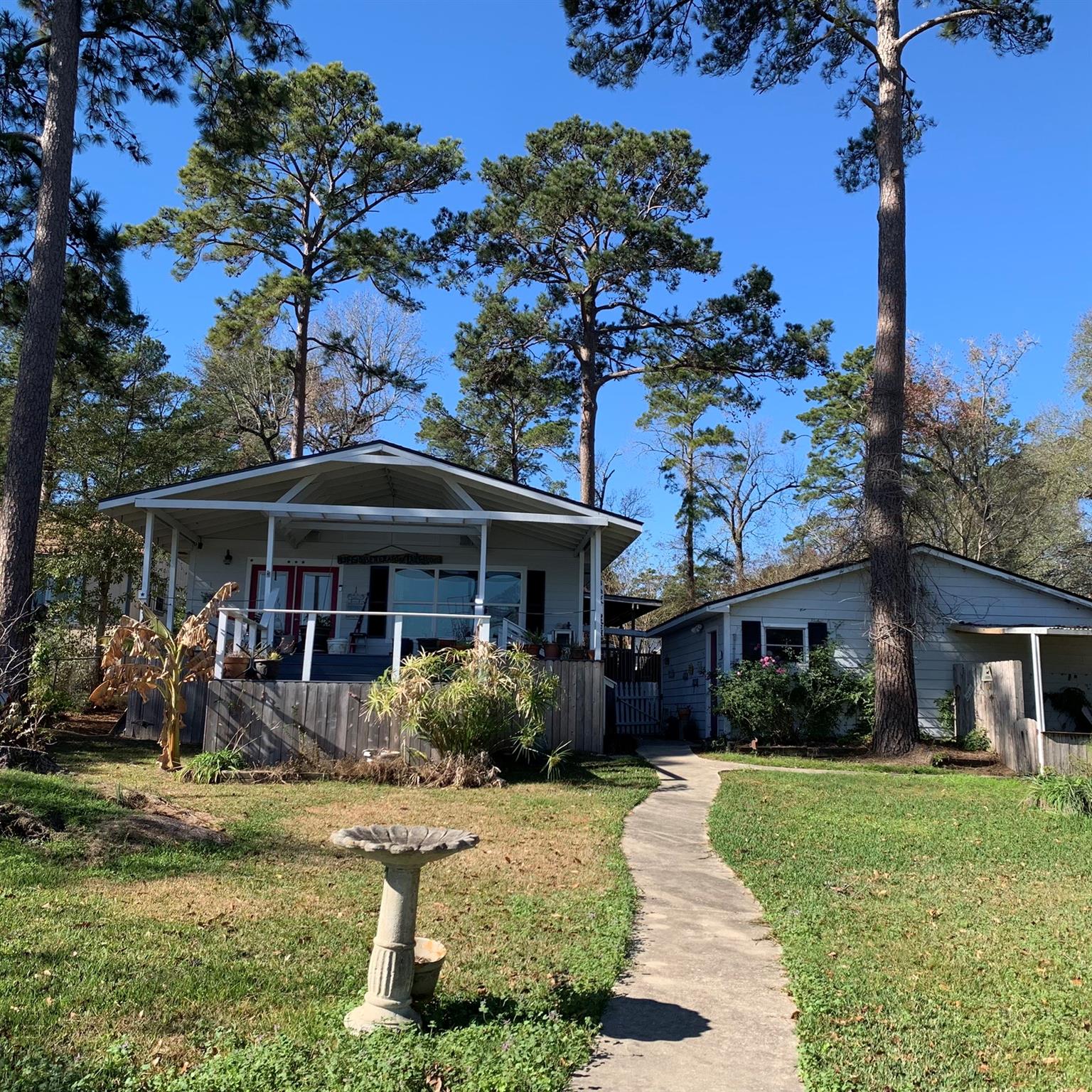 210 Willow Bend, Onalaska, TX 77360 — photo 2