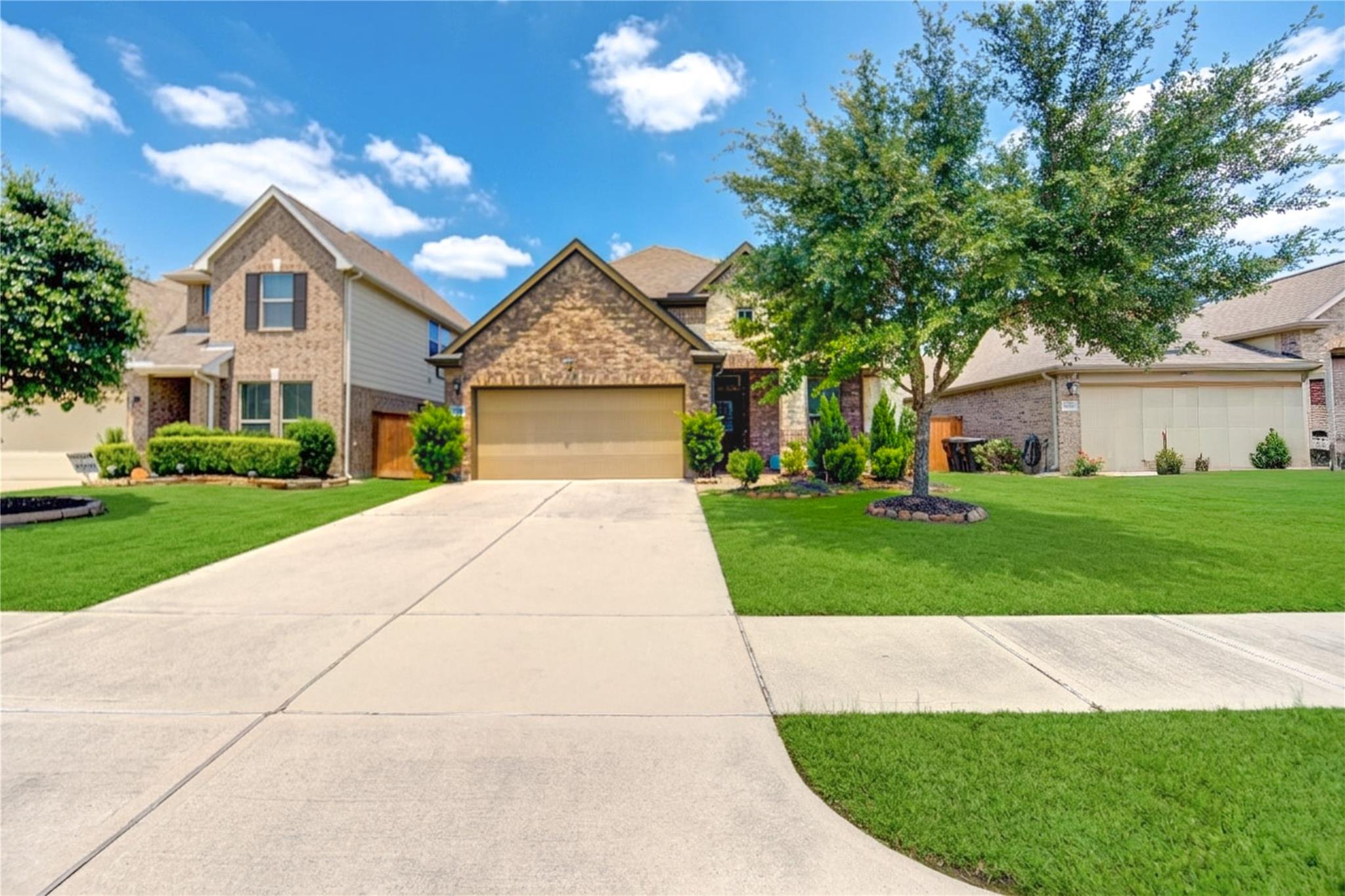 23610 Villa Lisa Drive — photo