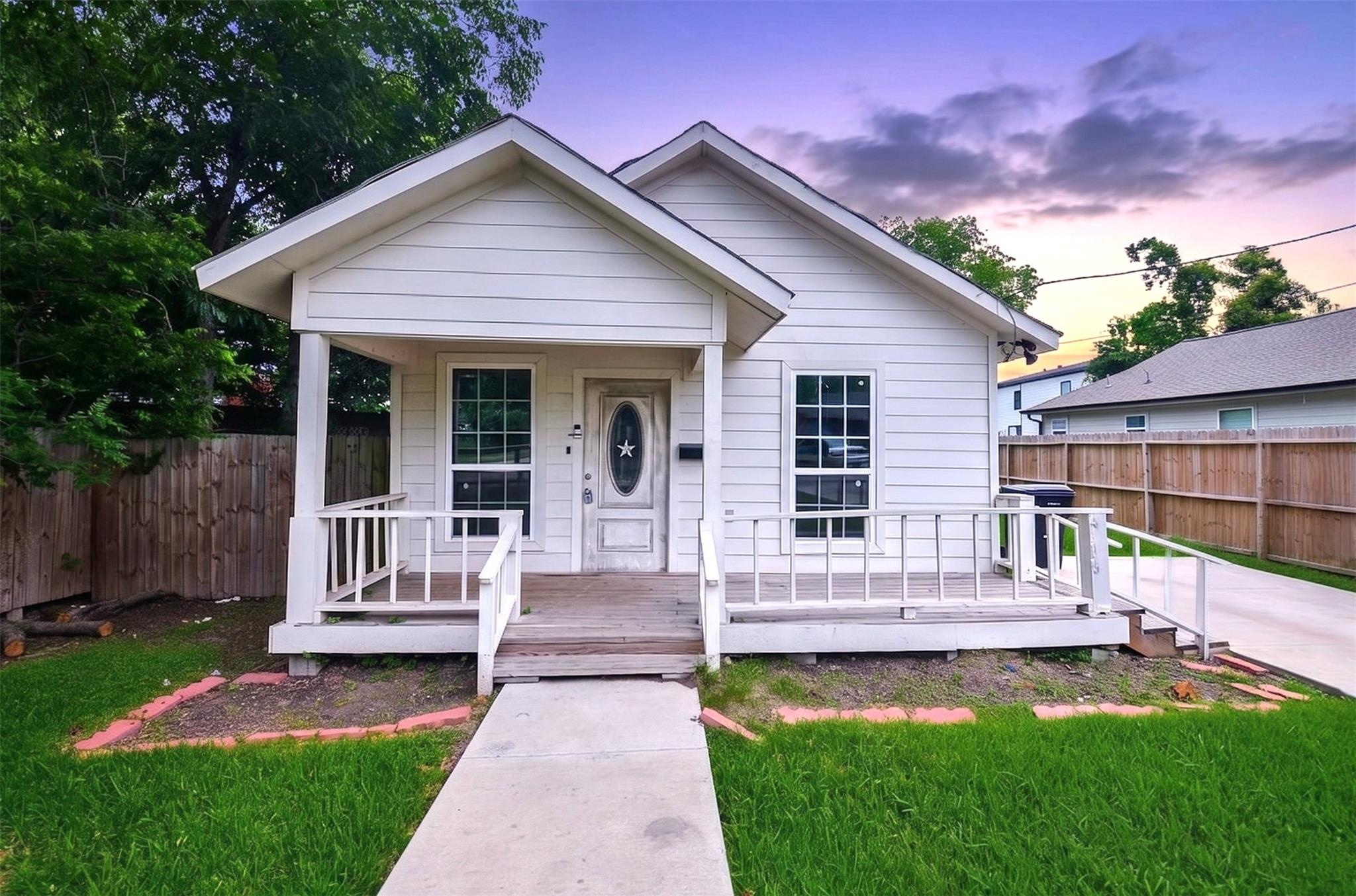 4203 New Orleans Street — photo