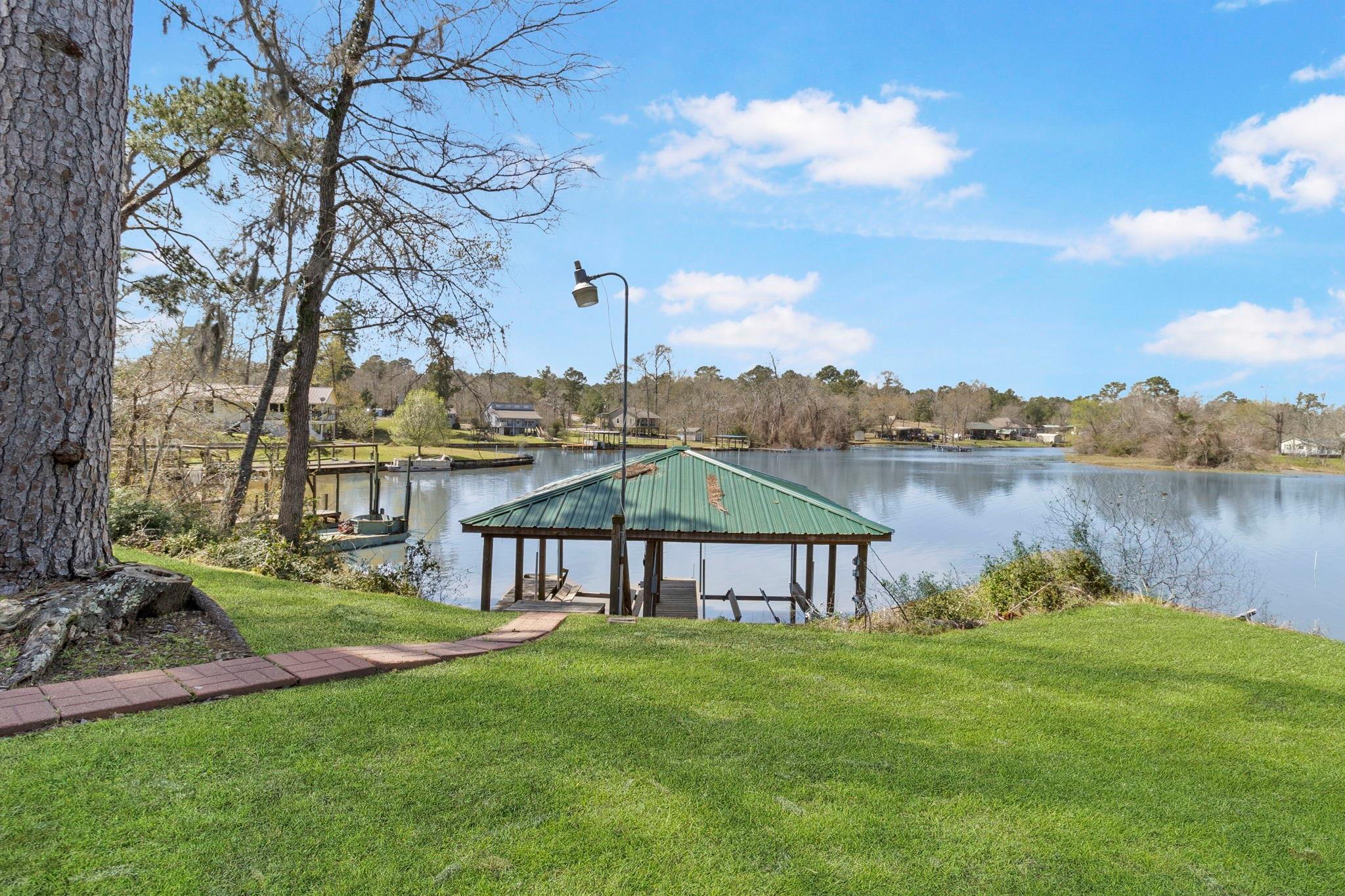 1281 Creeklake Drive — photo