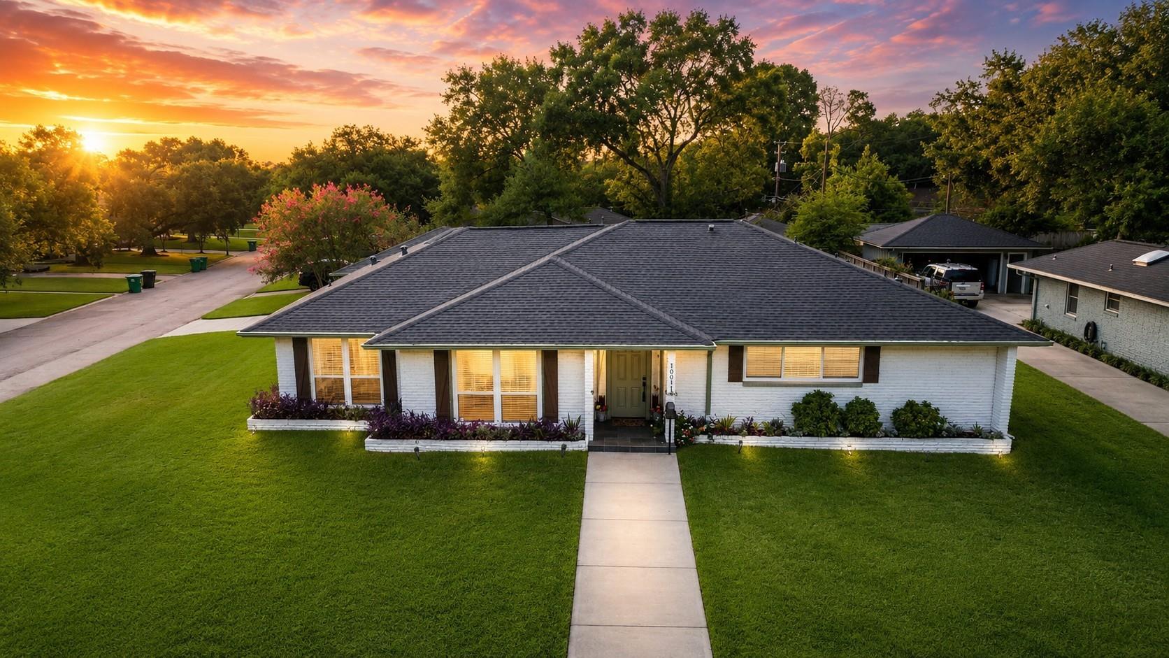 10011 Cliffwood Drive — photo