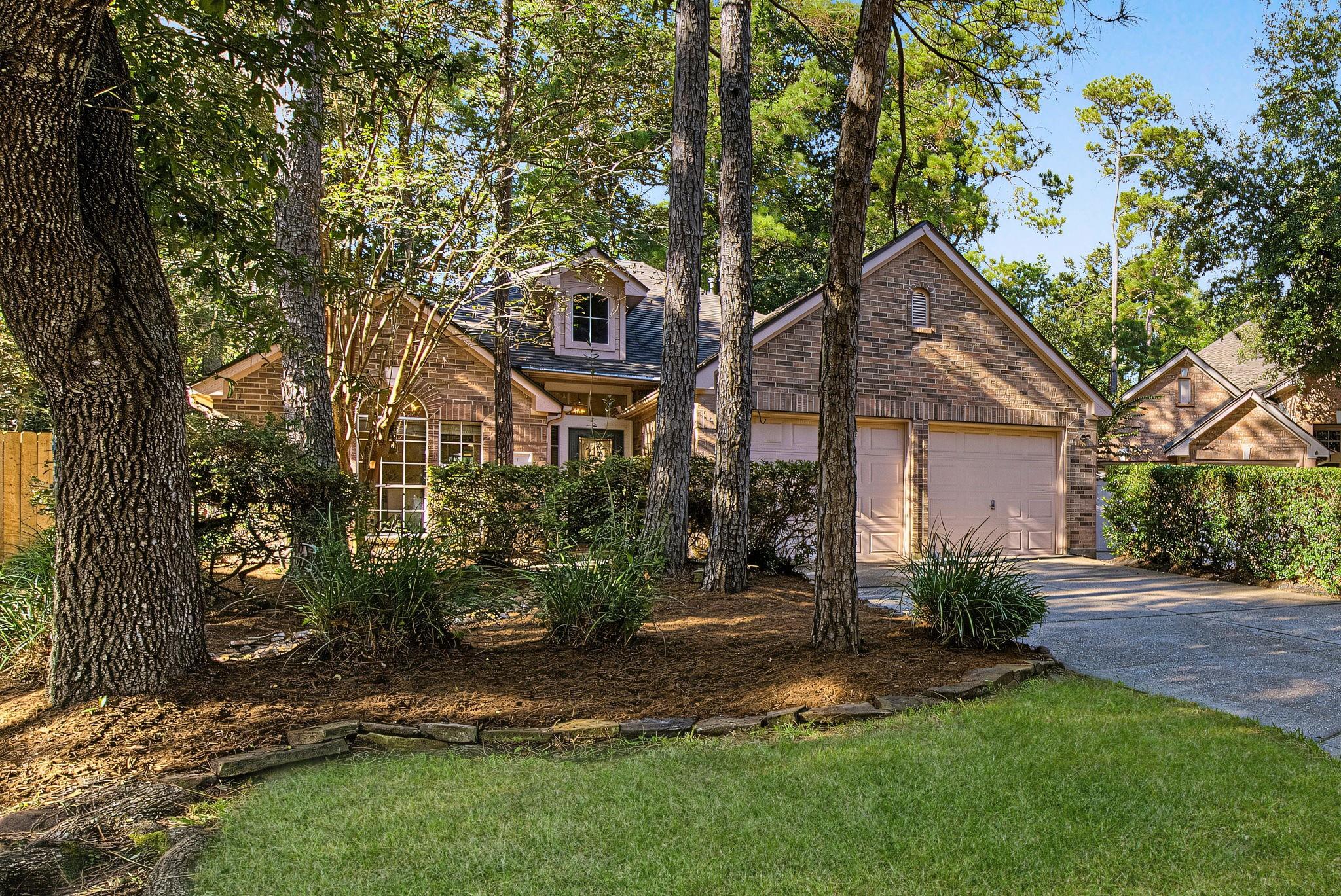 51 Pinery Ridge Place — photo
