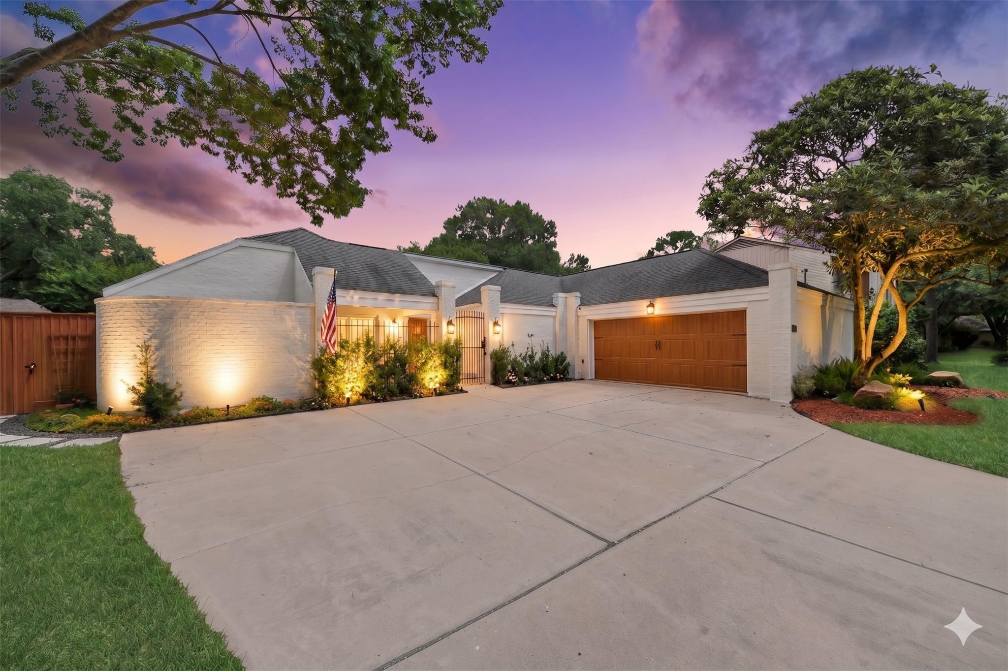 11906 Pebble Rock Drive — photo