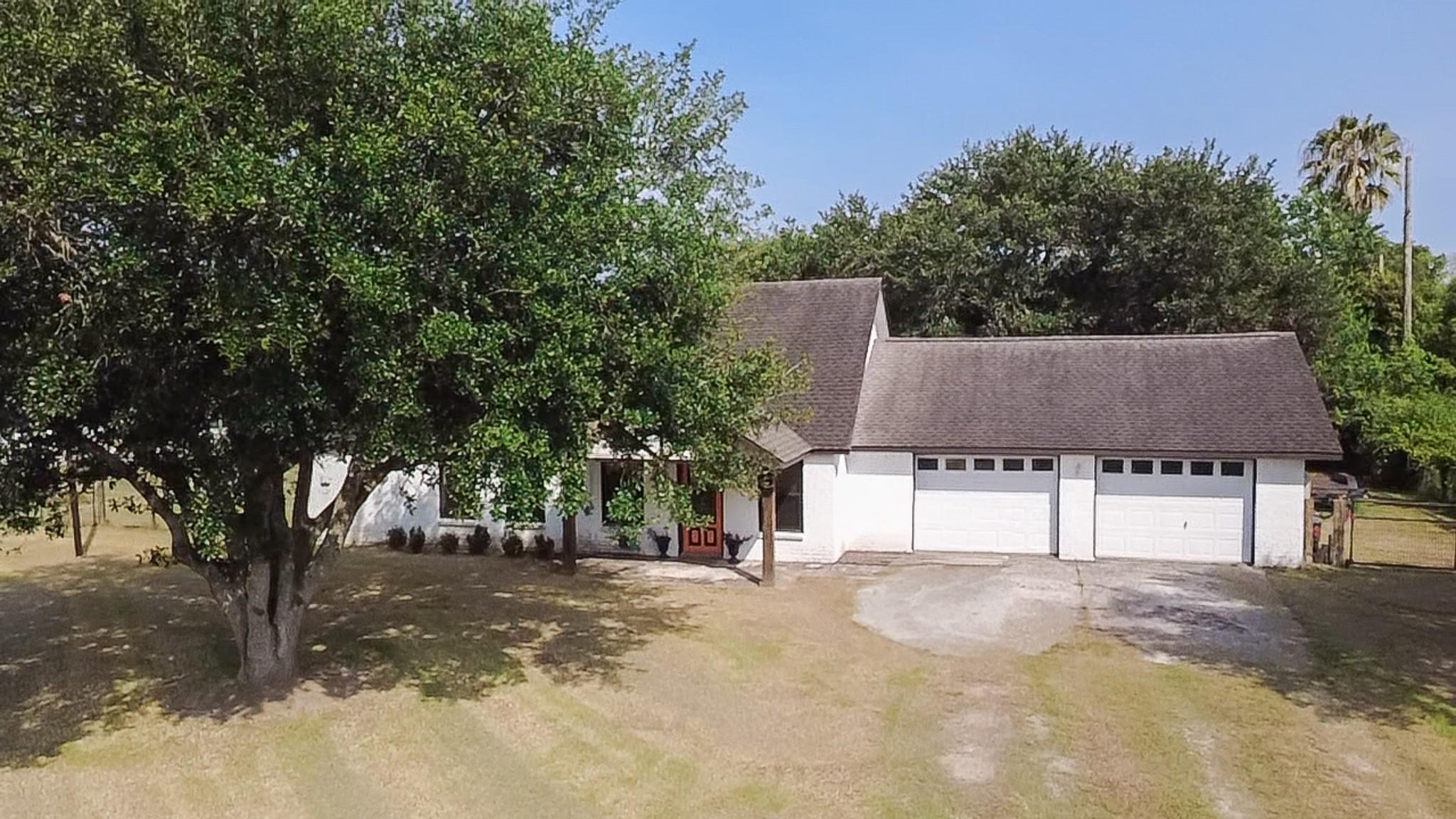 3015 Indian Acres Street — photo