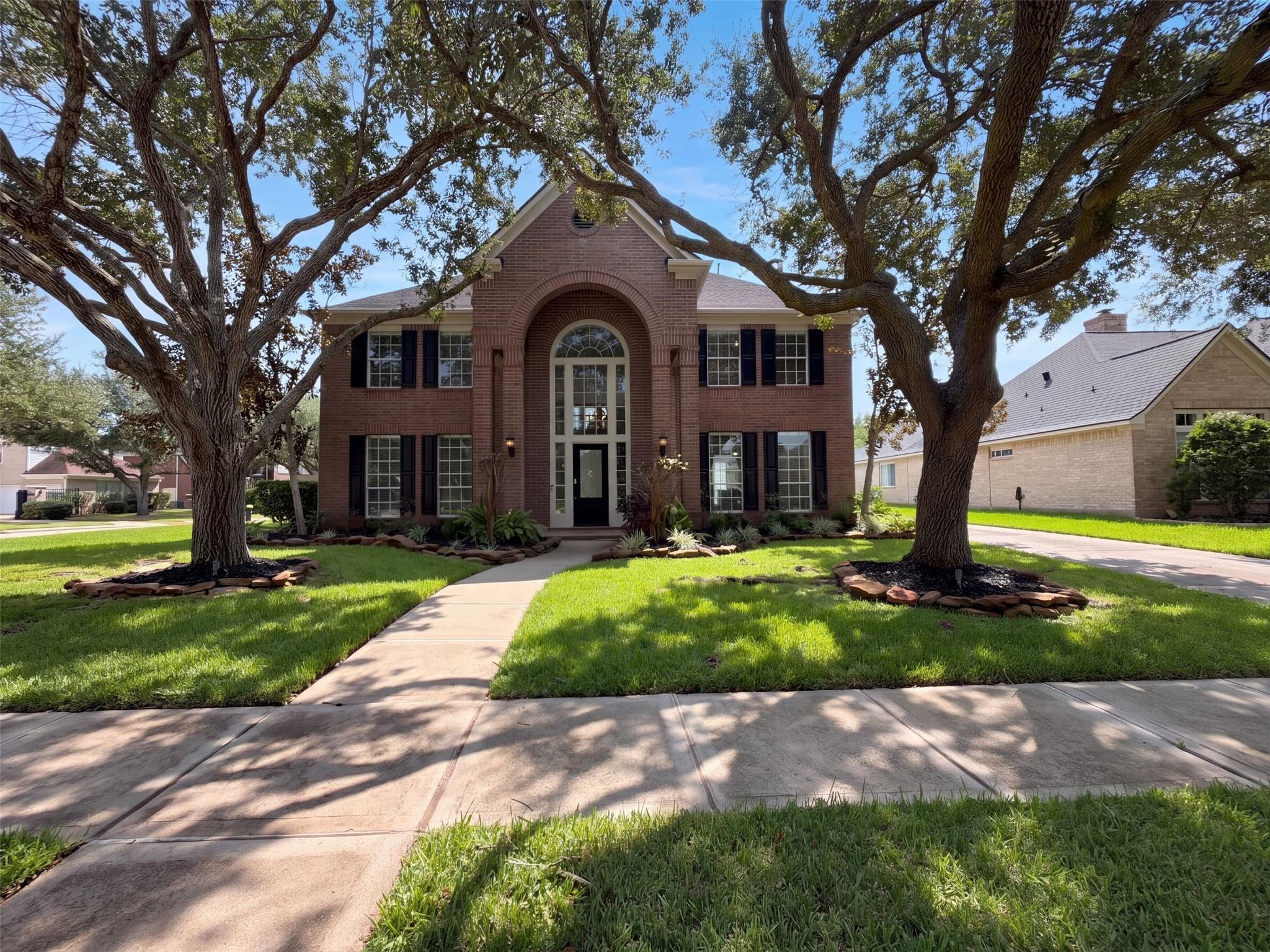 4203 Waterside Court — photo
