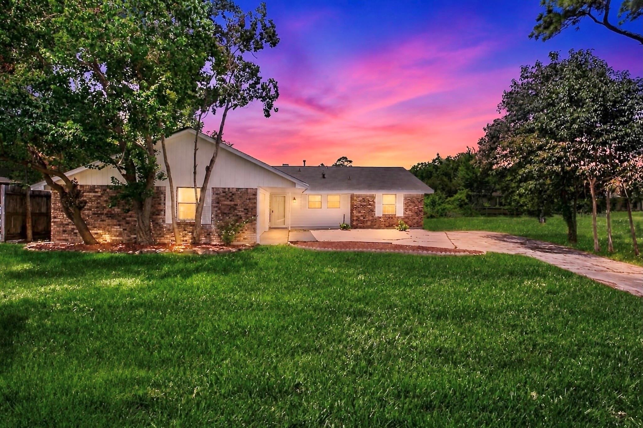 626 Shore Acres Boulevard — photo