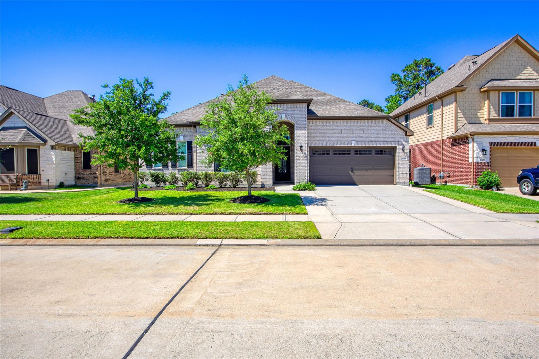 13235 Westmont Heights Lane — photo
