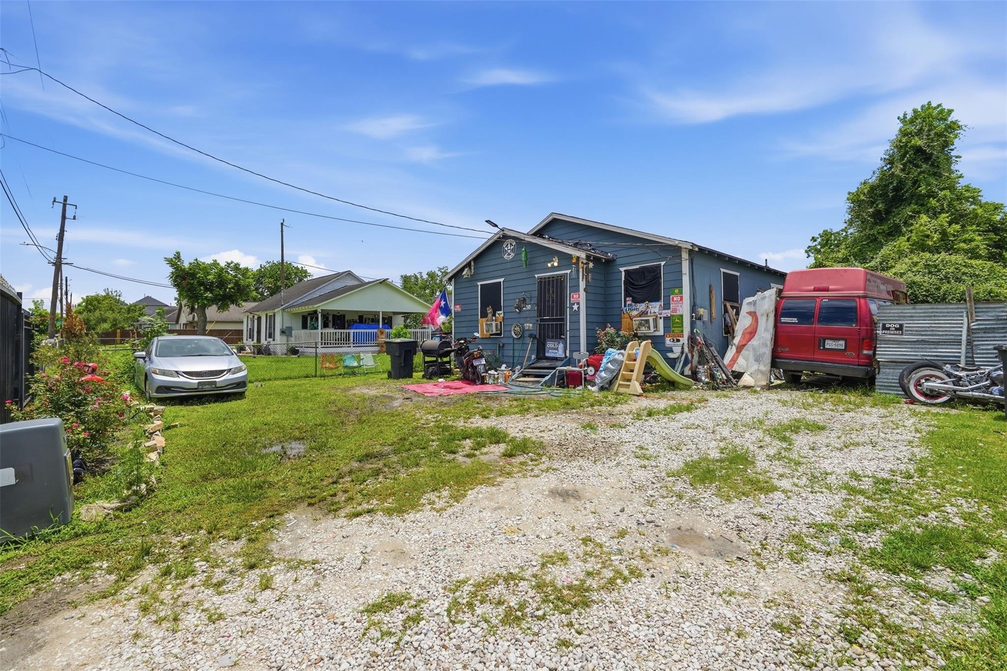2310 Vance Street — photo