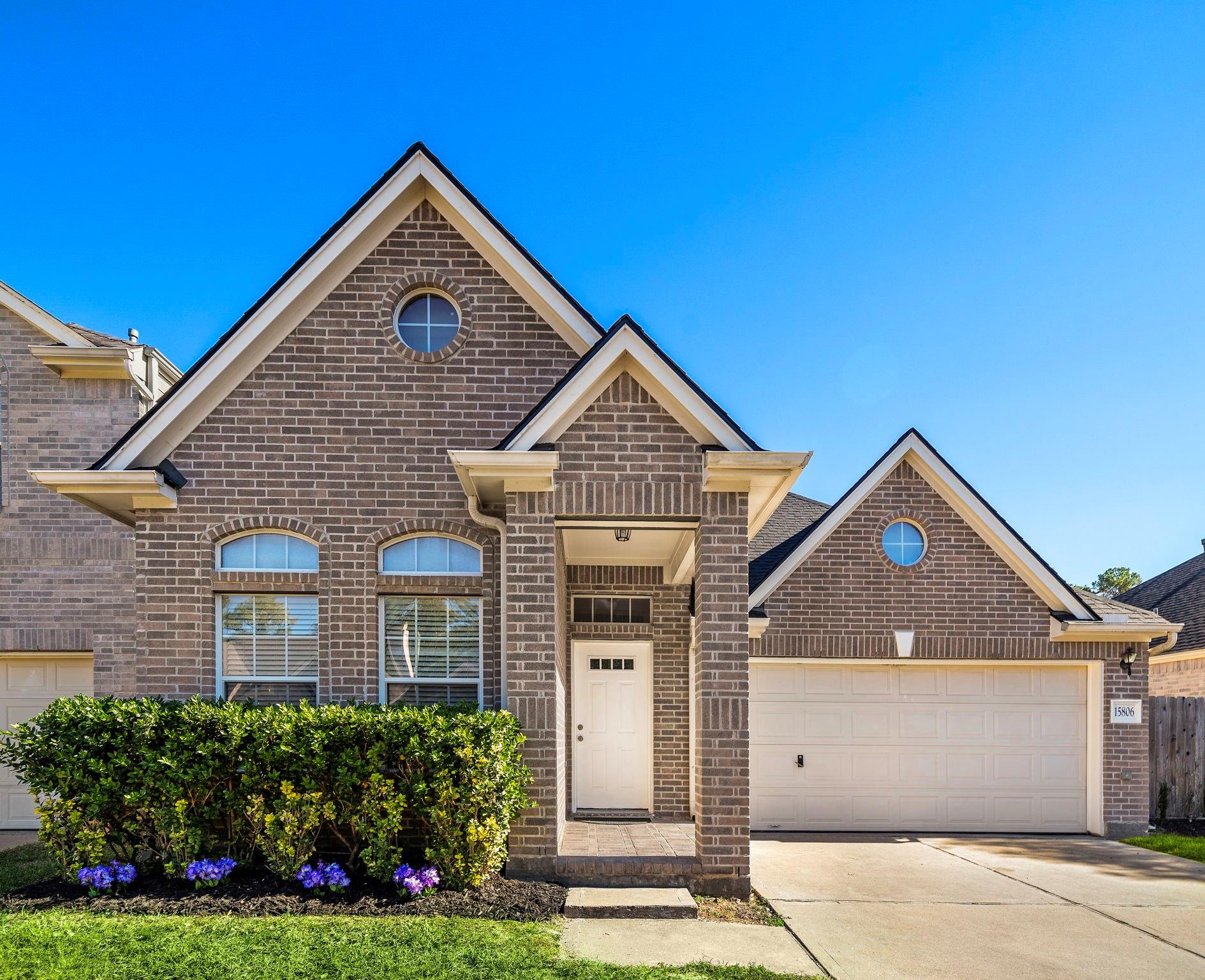 15806 Collinsville Drive — photo
