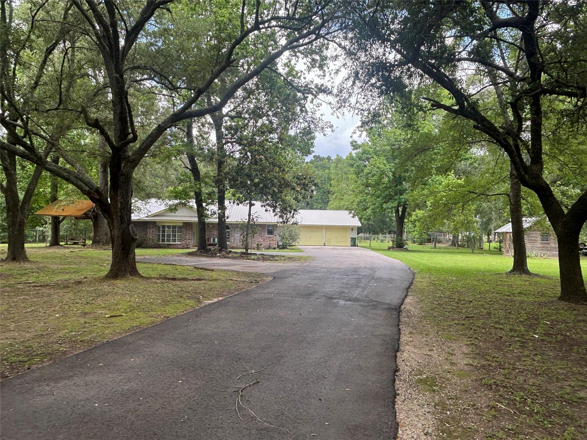 2 Magnolia Lane — photo
