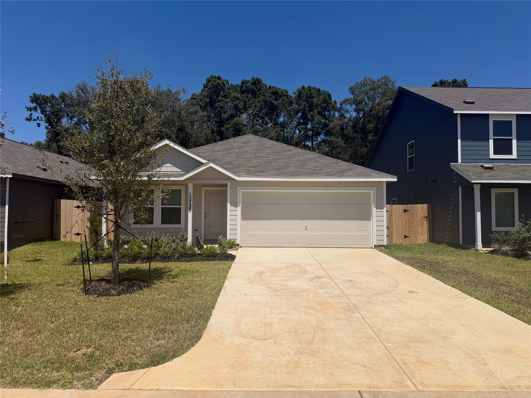 15725 Plum Brook Drive — photo
