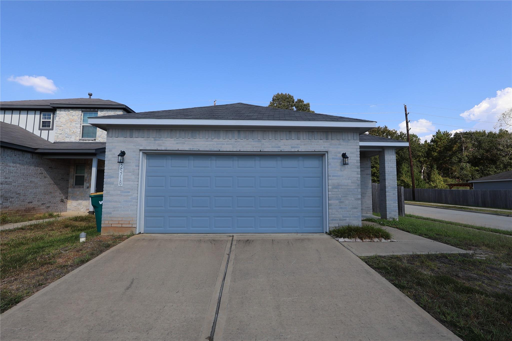 25718 Boxwood Hedge Lane — photo