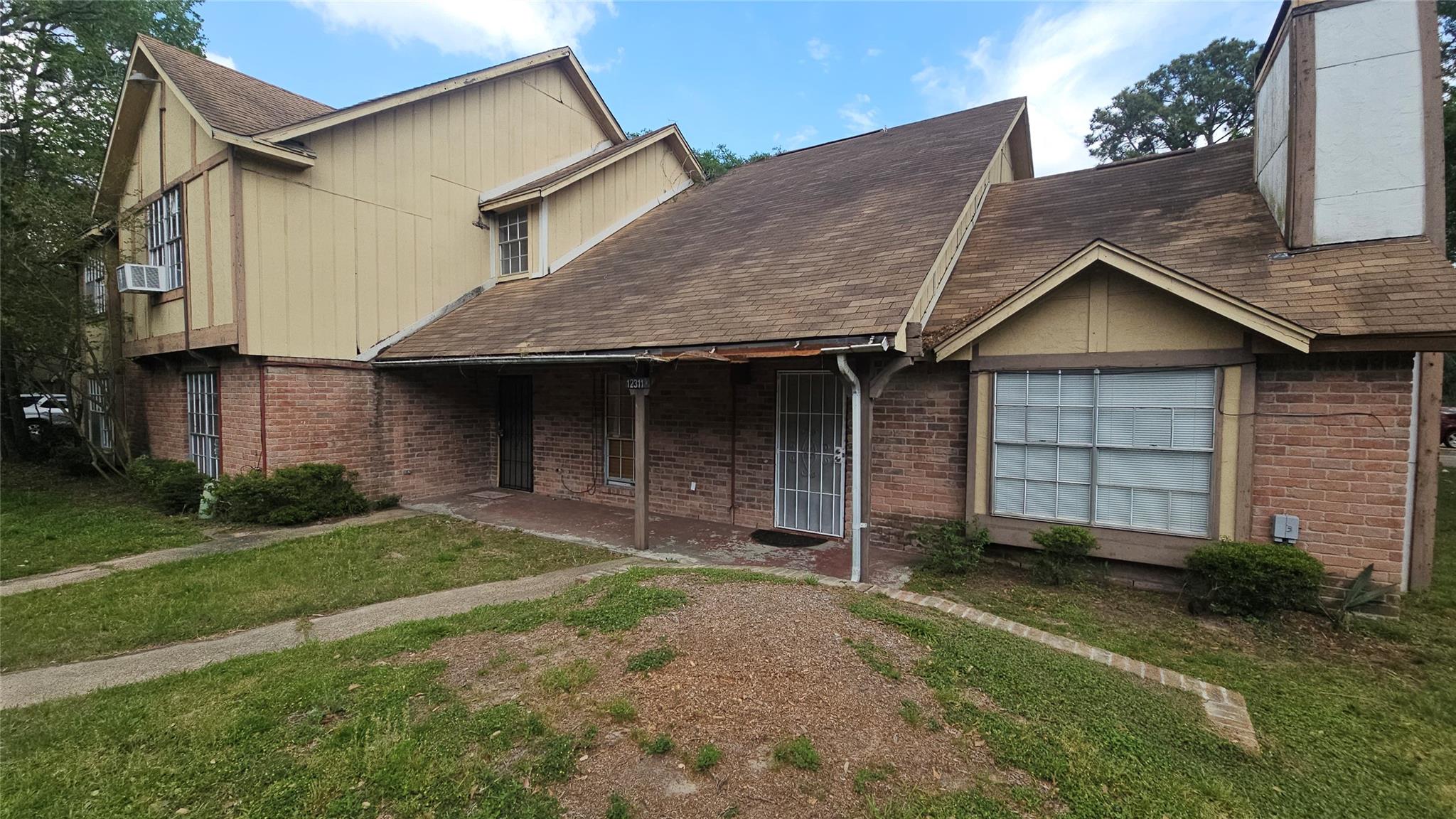 12311 W Village Drive #C — photo