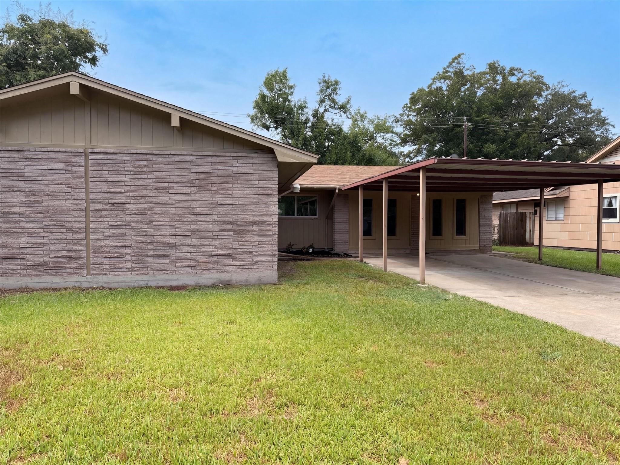 7706 Marinette Drive — photo