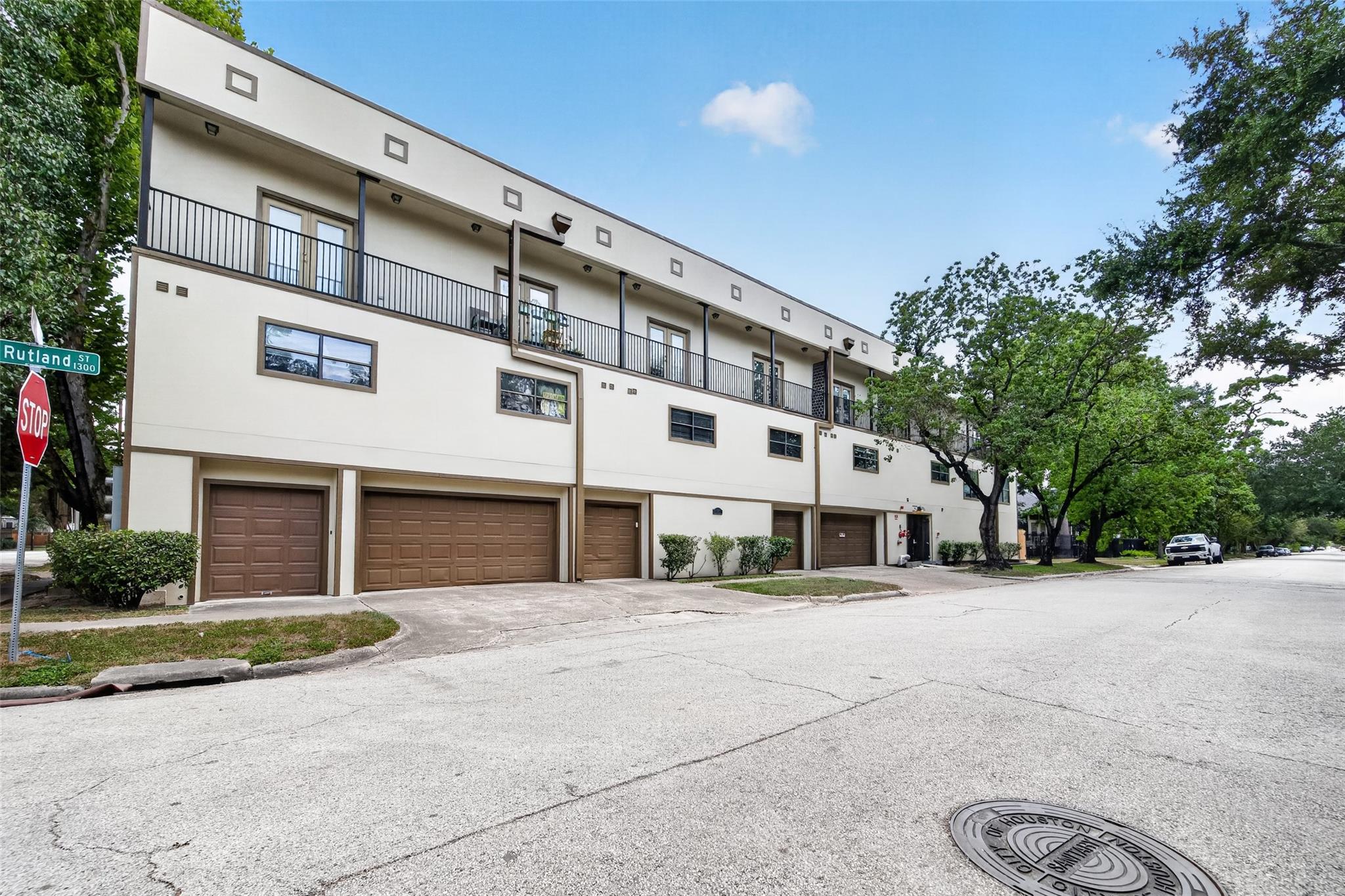 1342 Rutland Street #210 — photo