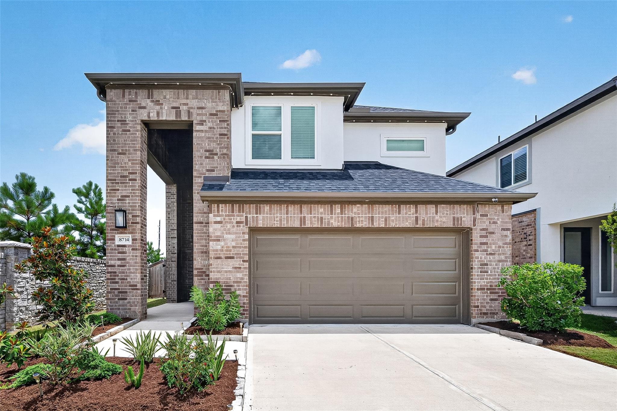 8714 Limmen Terrace Trail — photo