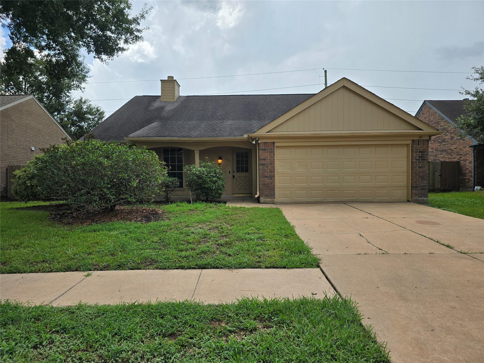 1703 Clear Valley Drive — photo