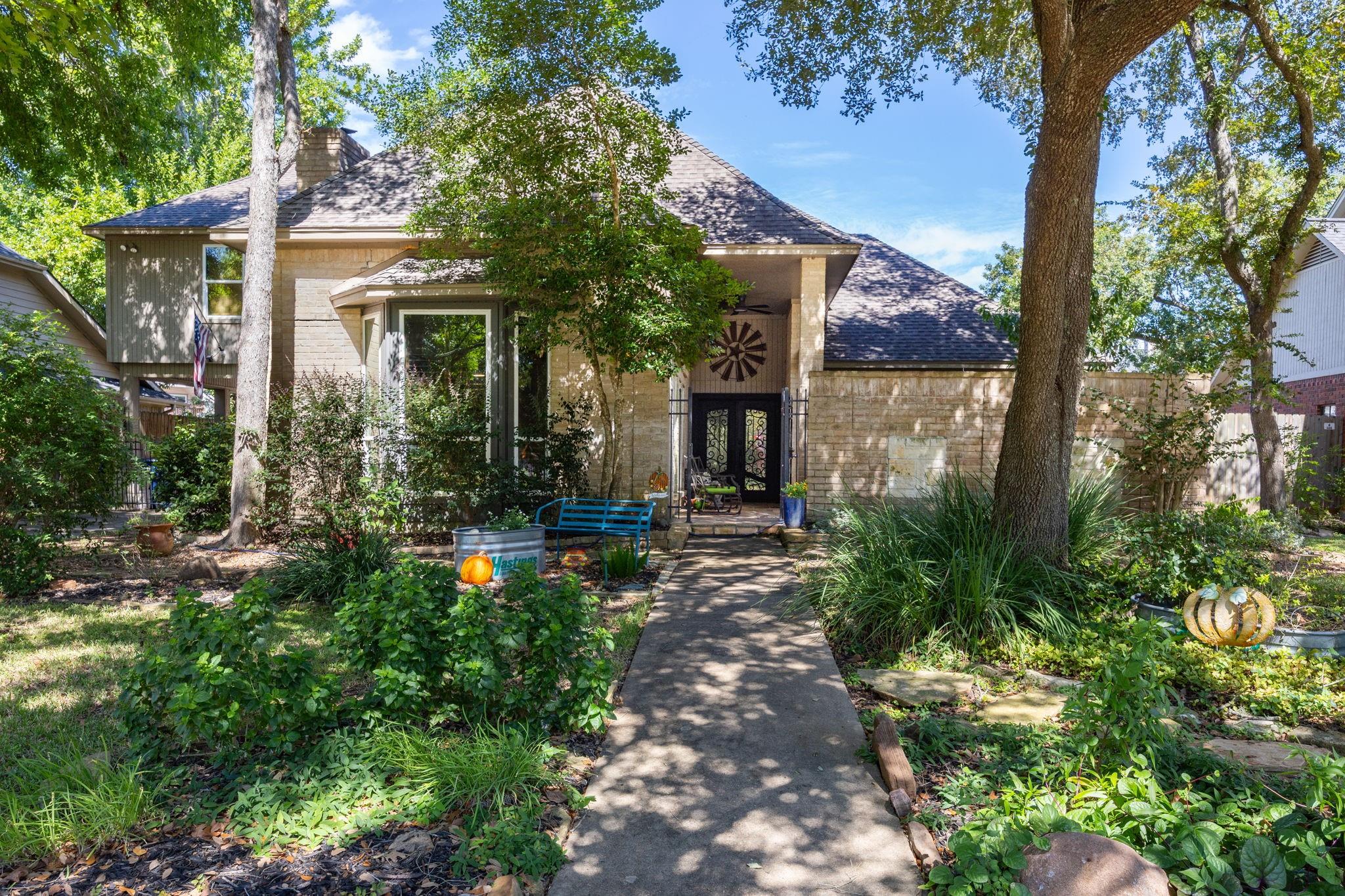 1622 Rambling Stone Drive — photo