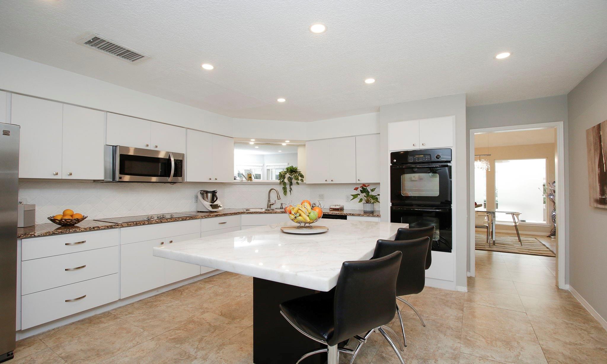 2110 Woodland Park Drive — photo