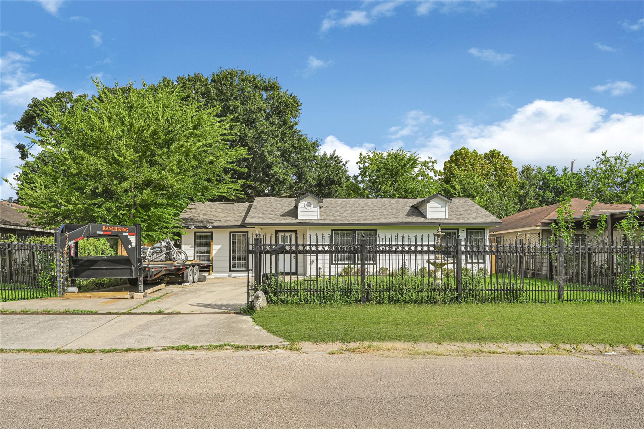 1114 Maroby Street — photo