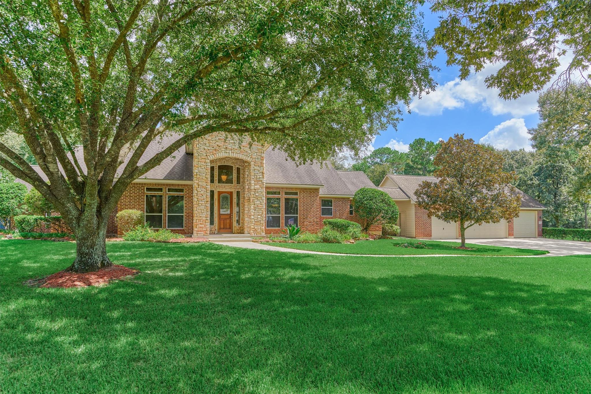 32510 Edgewater Drive — photo
