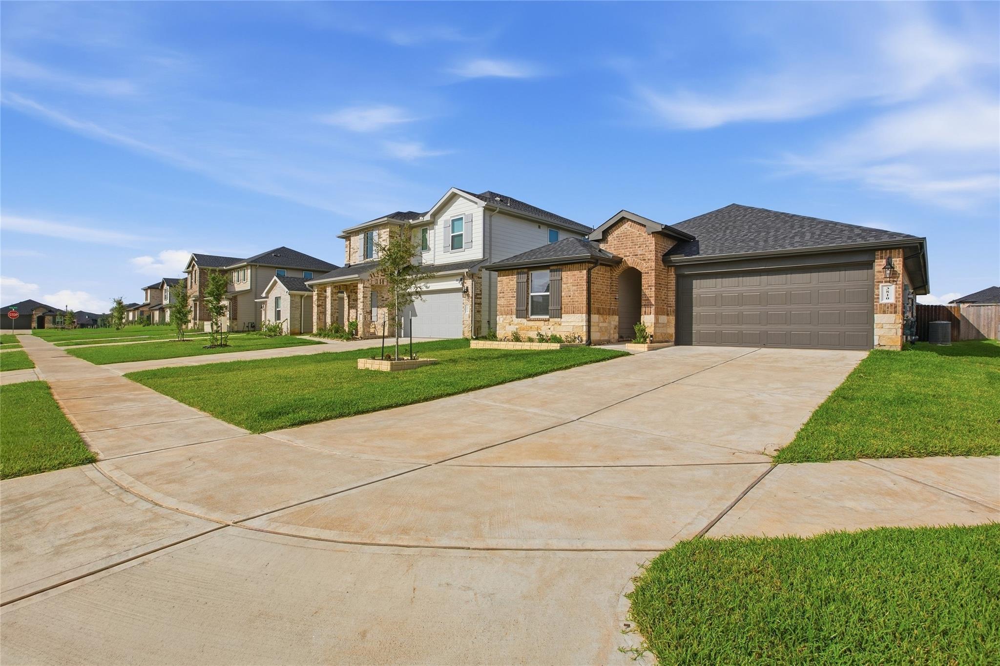 3810 Matias River Ct — photo