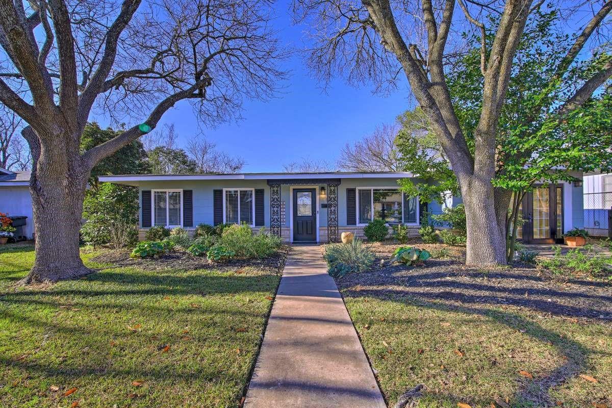 811 W Schubert Street — photo