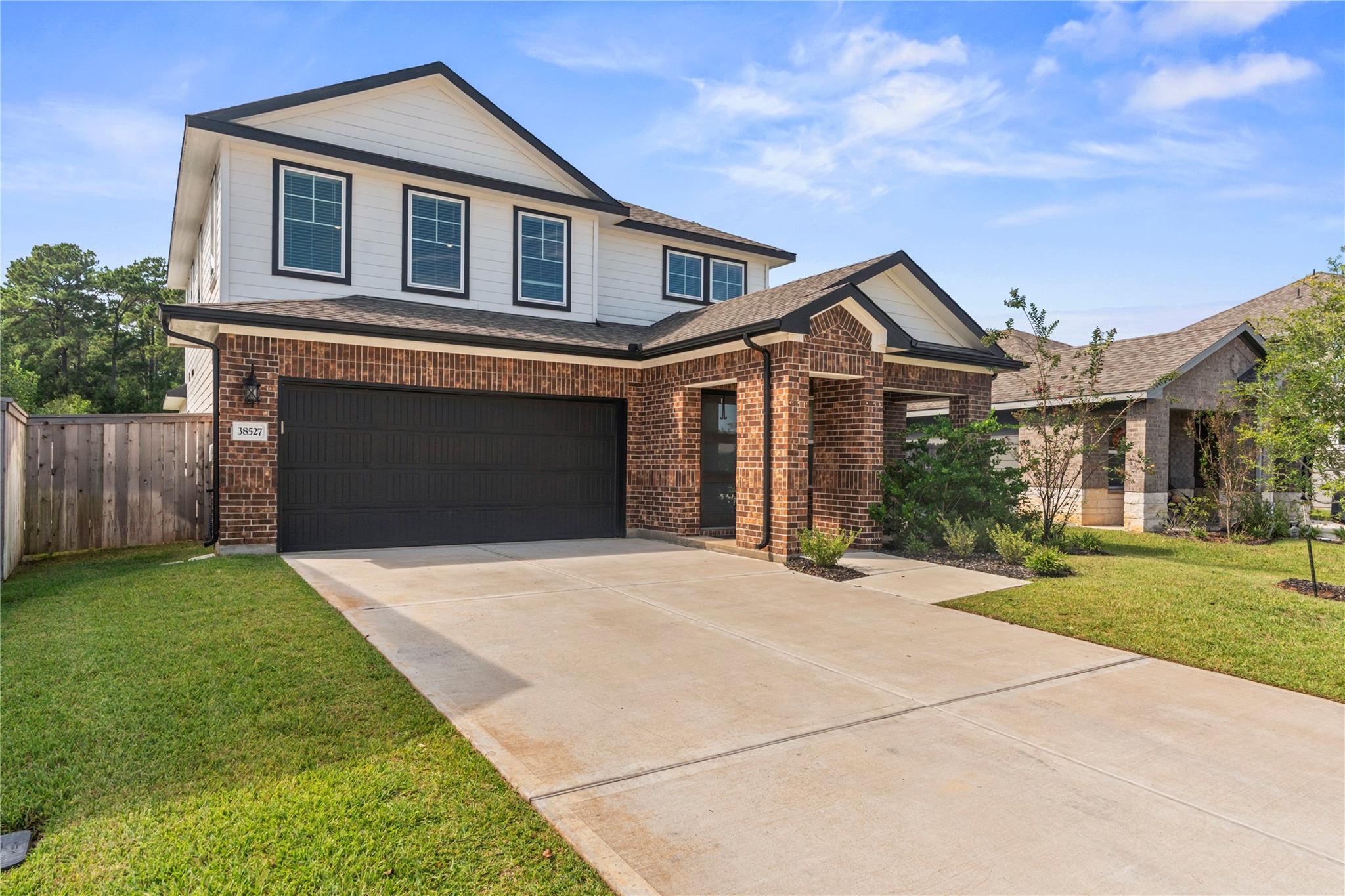 38527 Winding Meadows Drive — photo