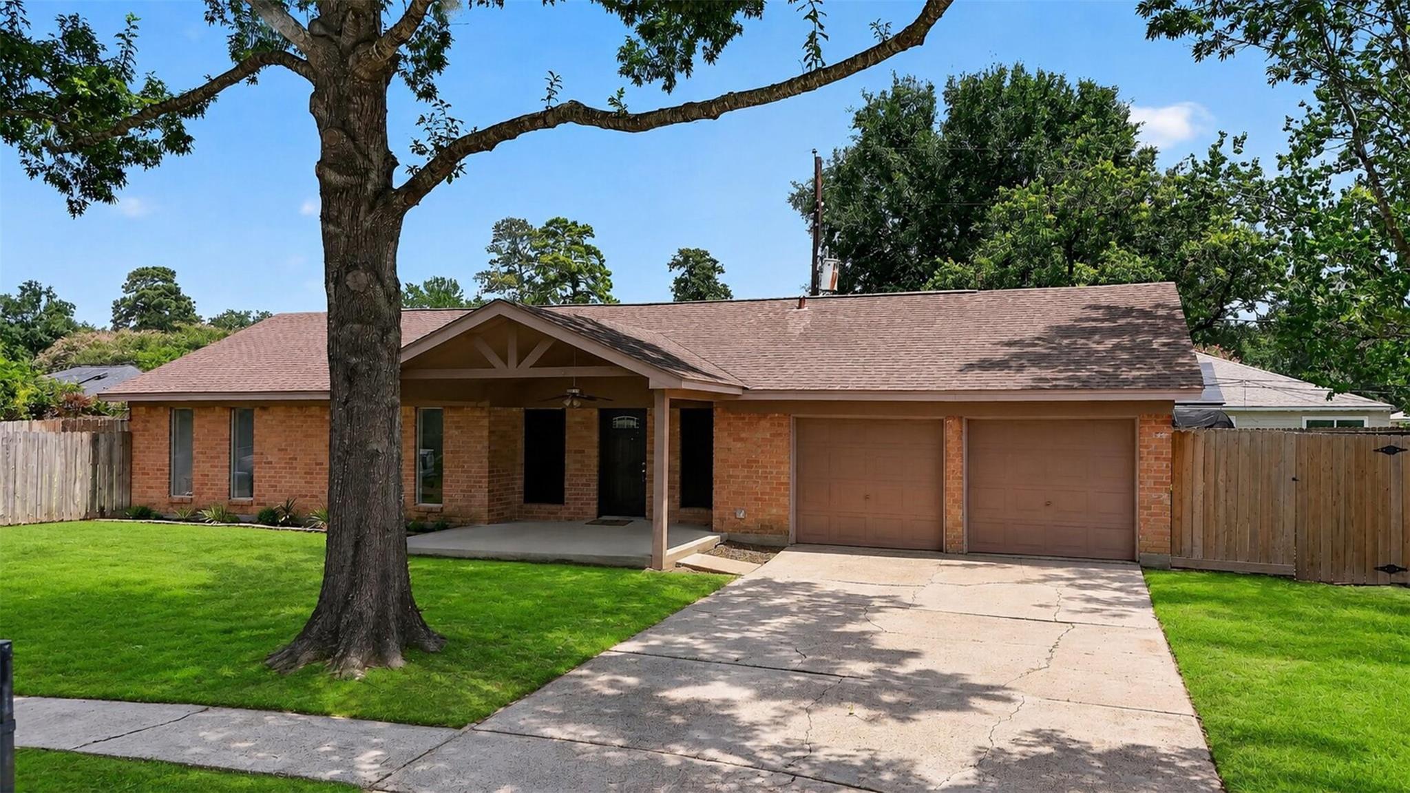 29318 Waltham Street — photo