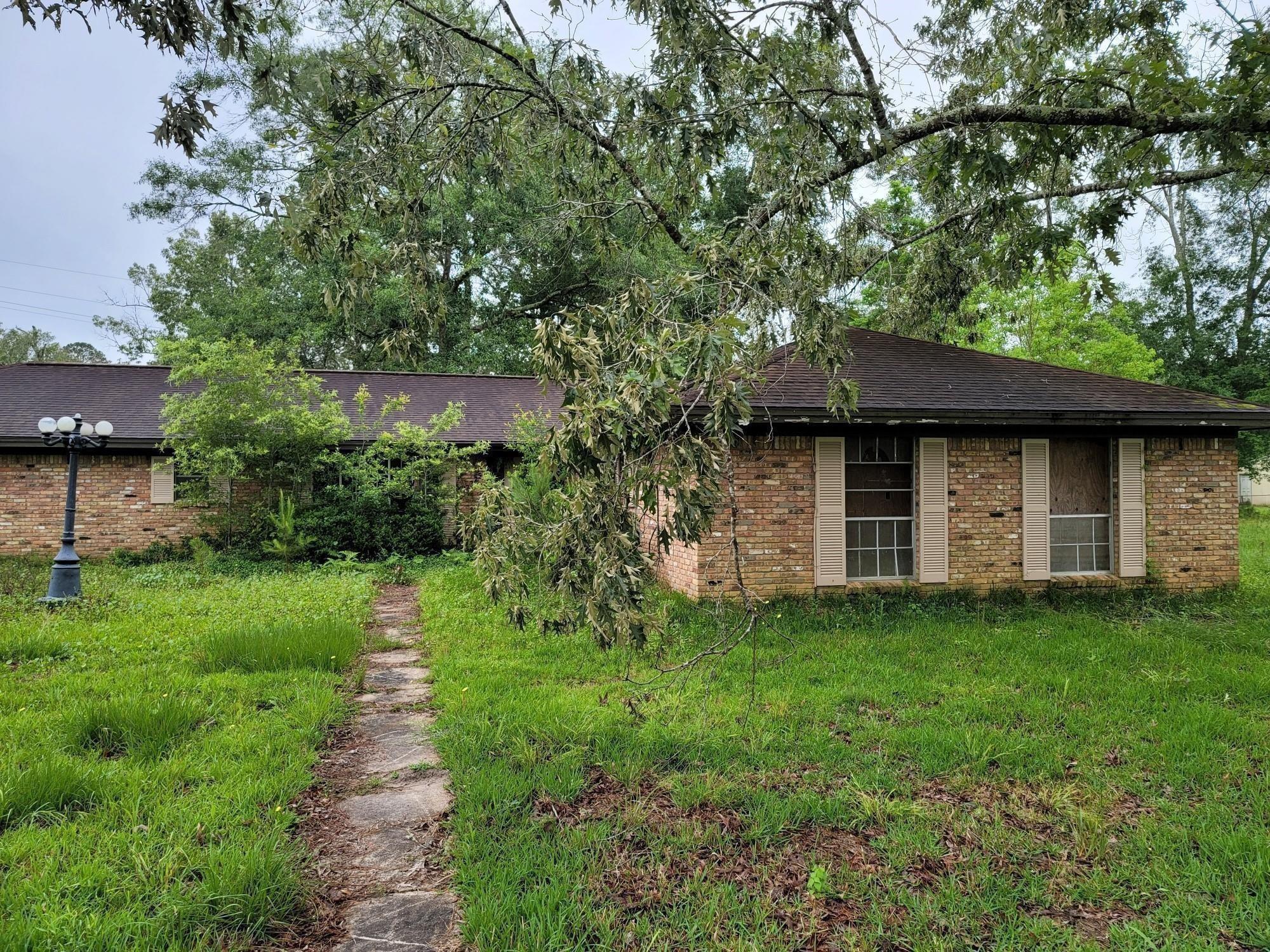 13325 River Oaks Boulevard — photo