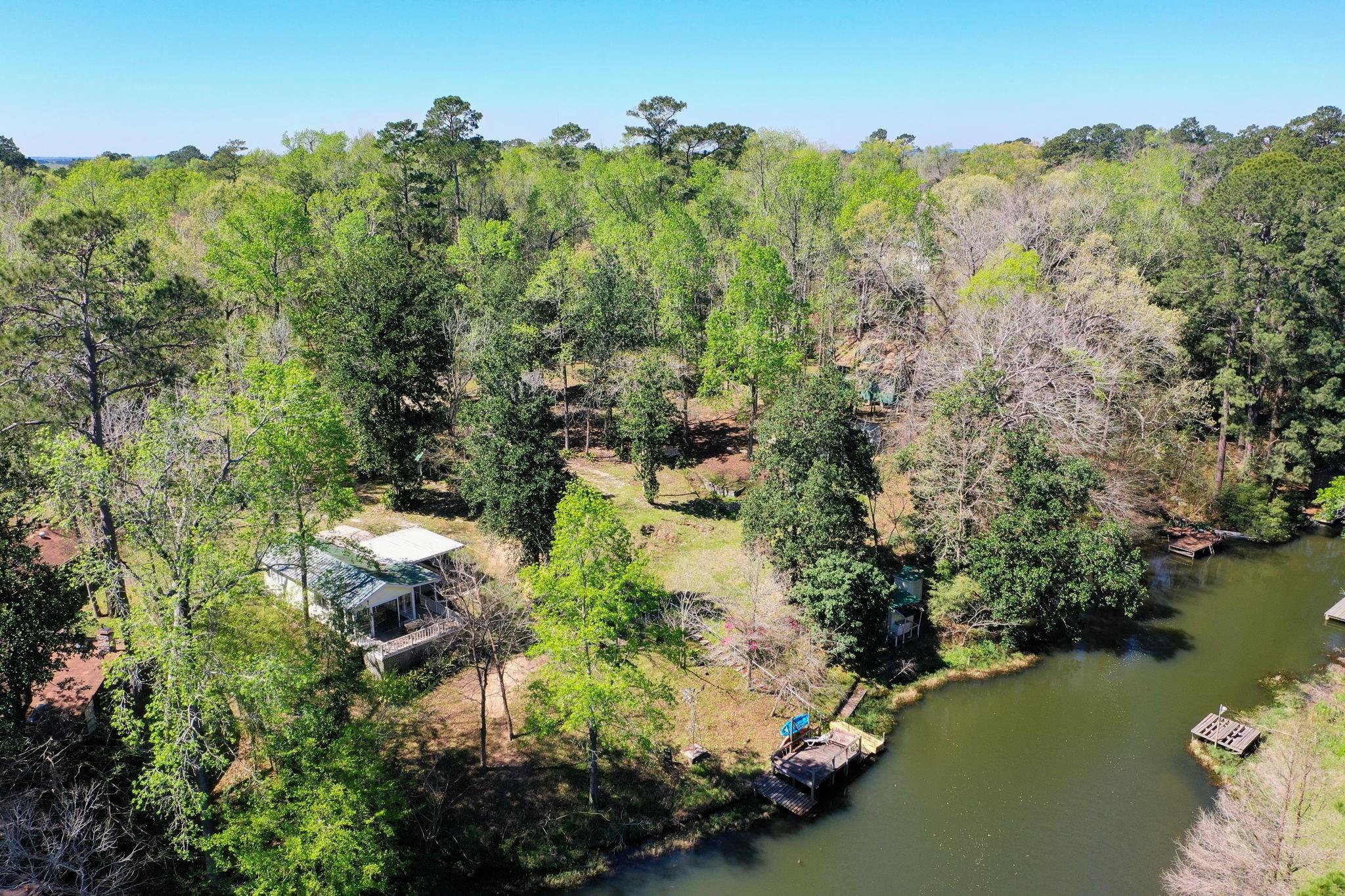 400 Driftwood Drive — photo