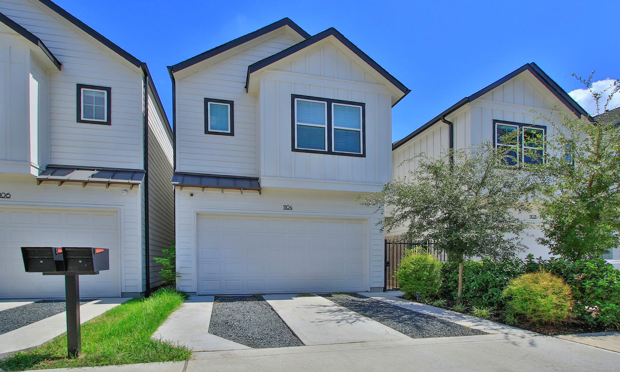 1104 Cordell Street — photo