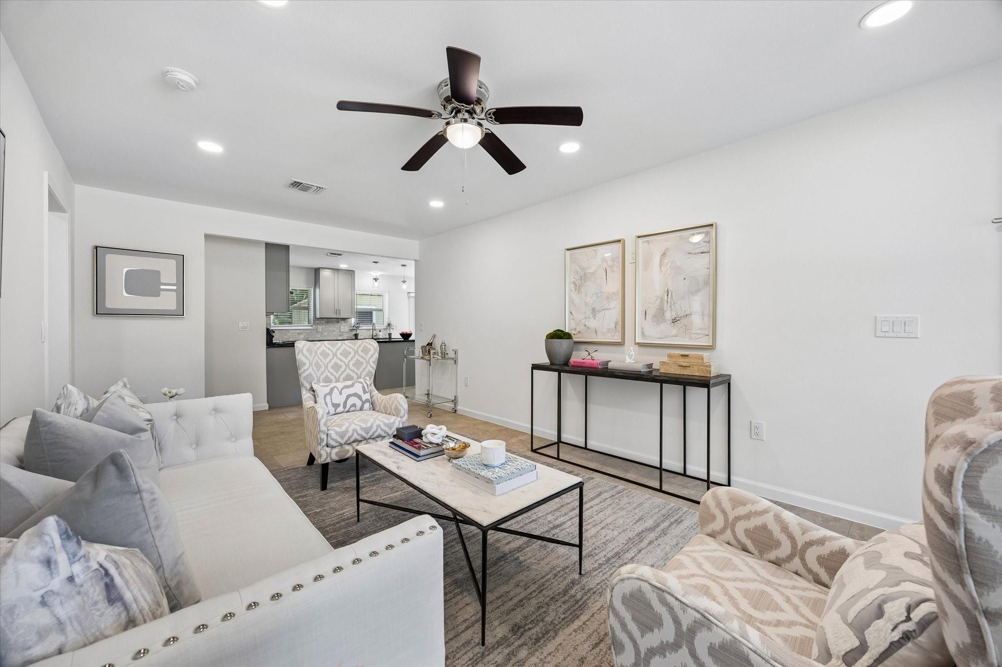 4017 Woodfin Street — photo