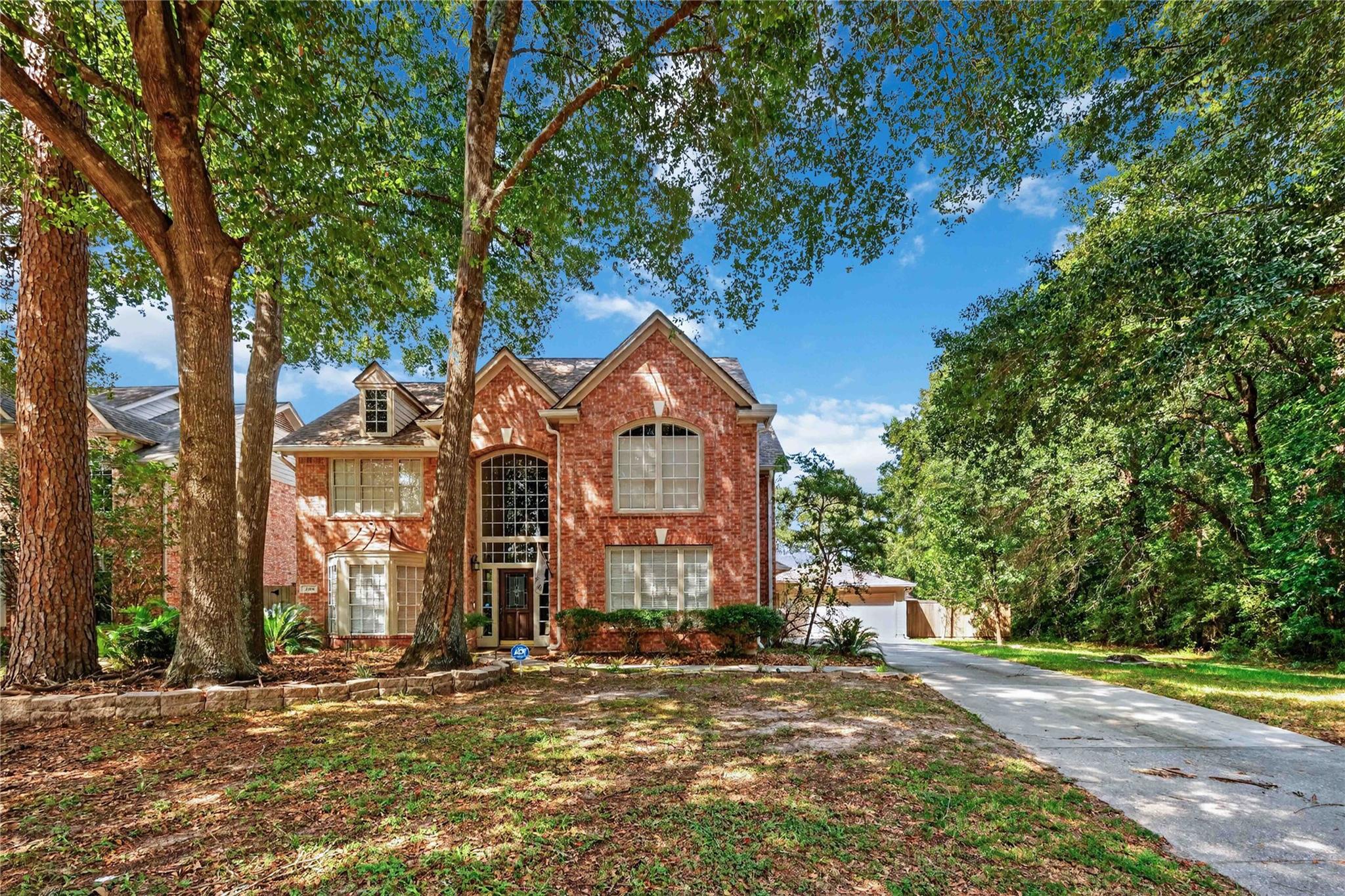 2818 Maple Bend Drive — photo