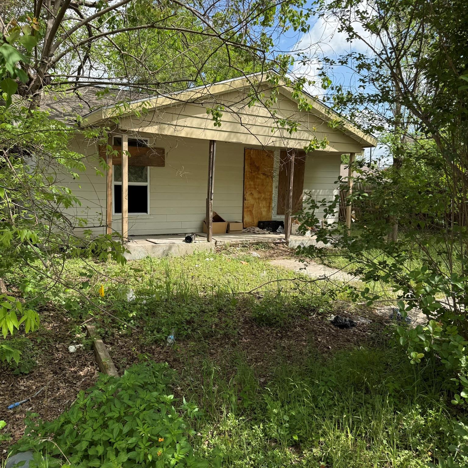 3713 Farmer Street — photo