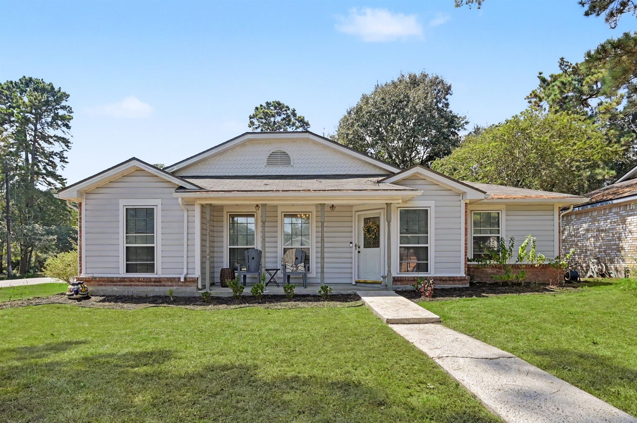 25103 Thrushwood Lane — photo