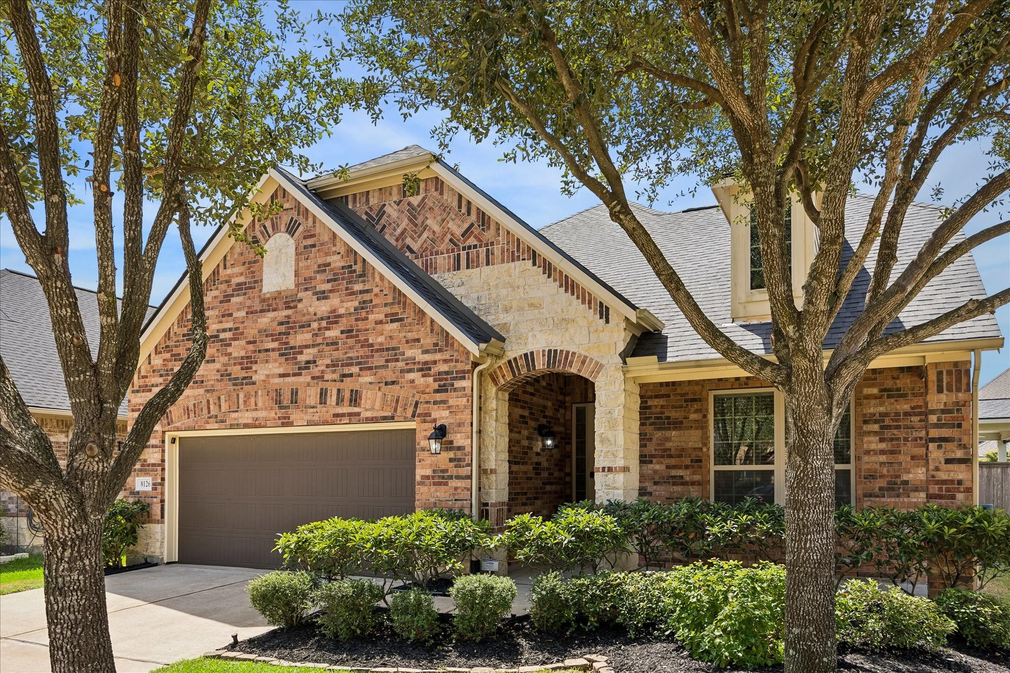 8126 Sweet Gardens Court — photo