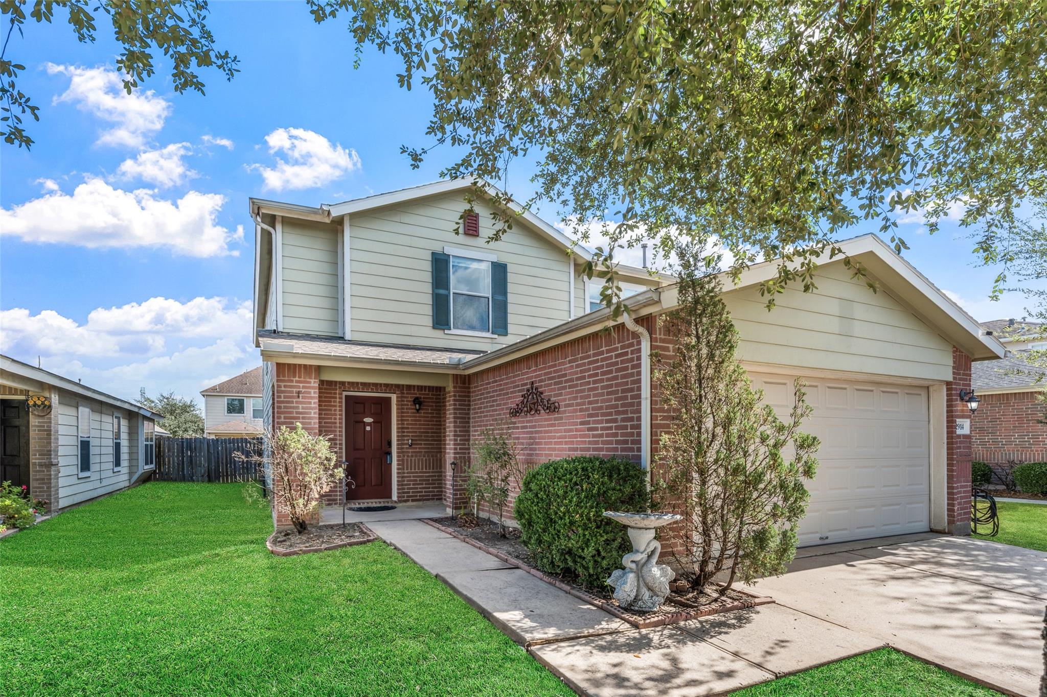 2914 Rustling Chestnut Street, Spring, TX 77389 — photo 2