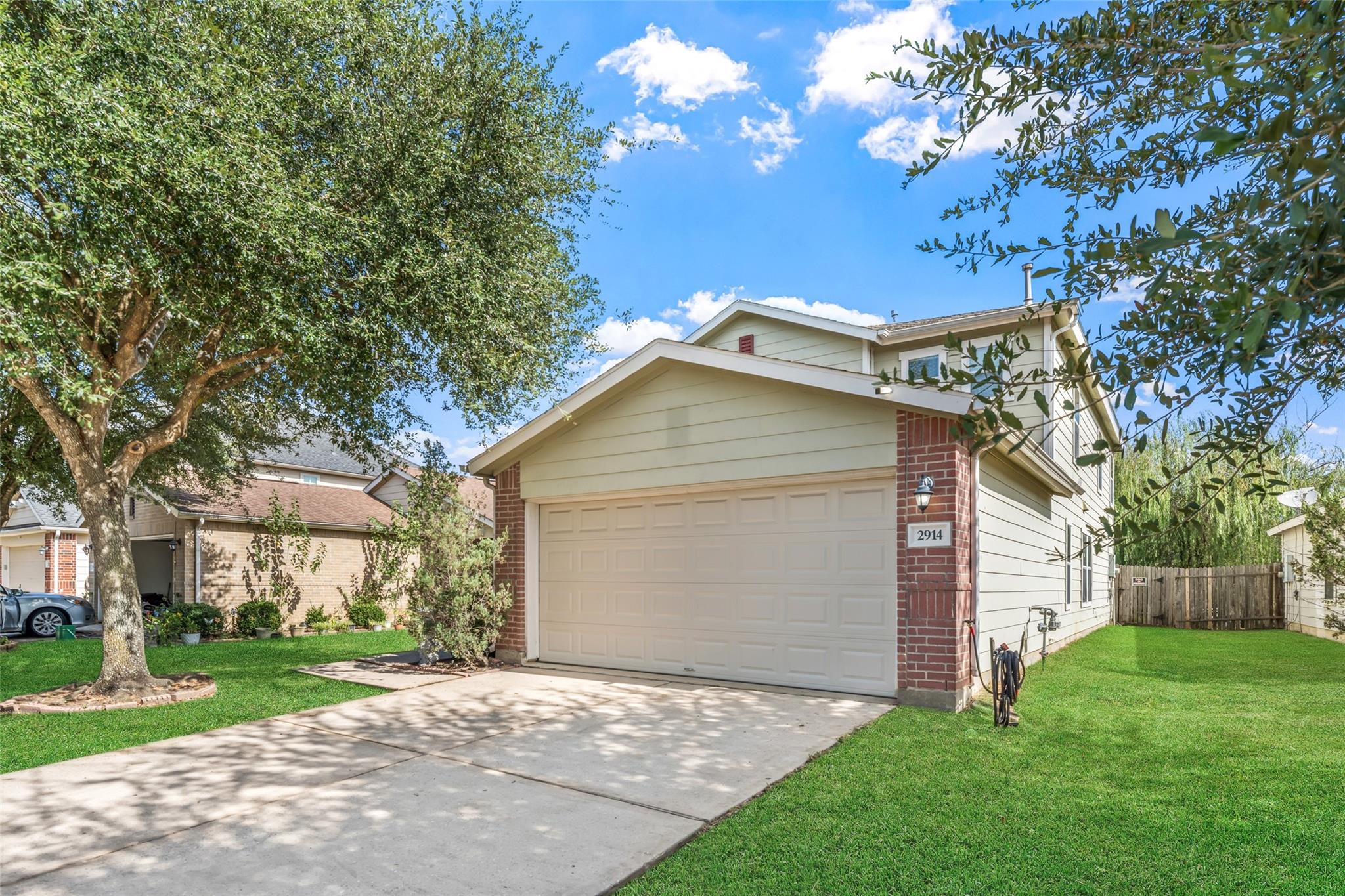 2914 Rustling Chestnut Street, Spring, TX 77389 — photo 3