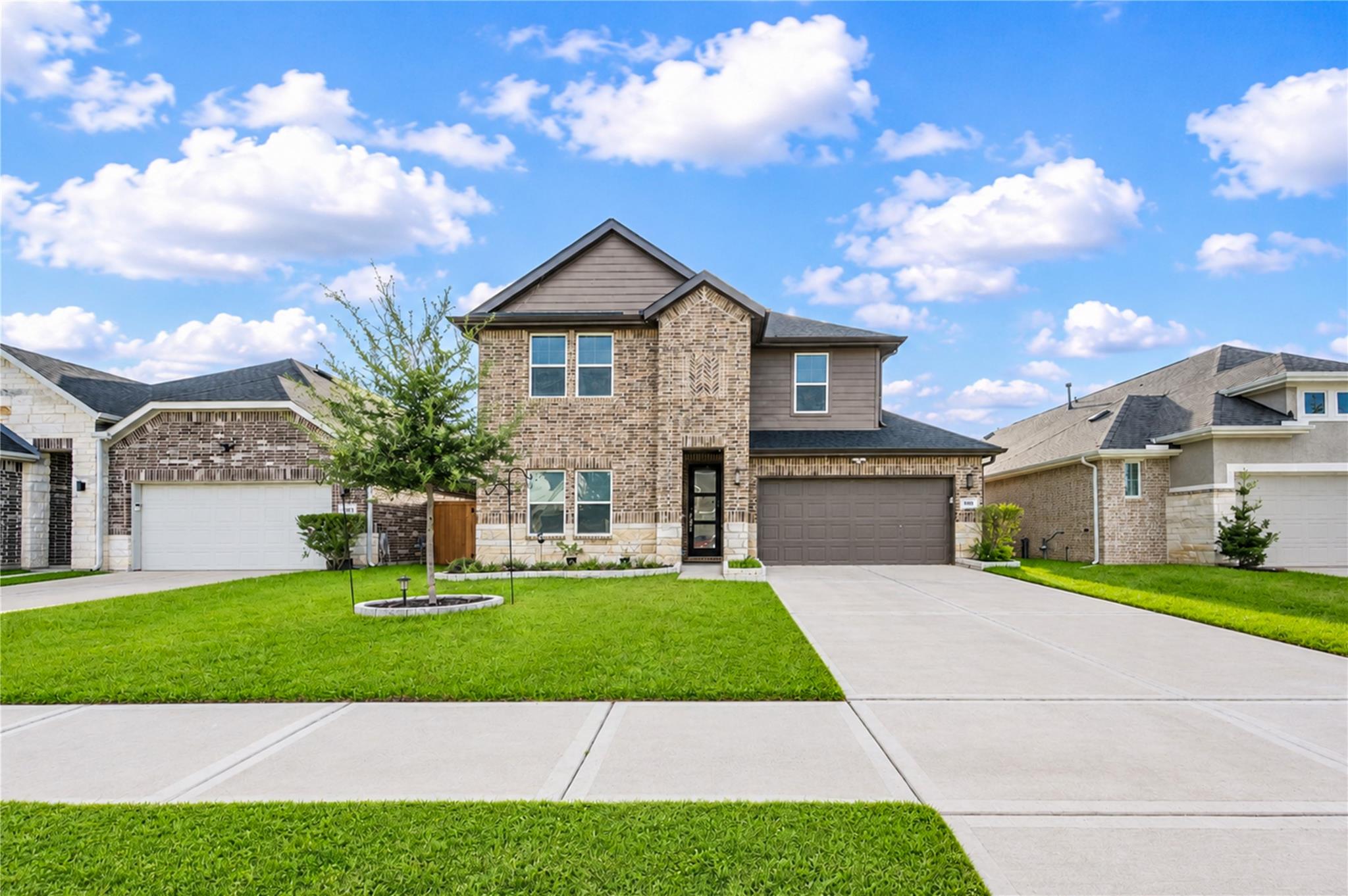 3205 Isabella Falls Drive — photo