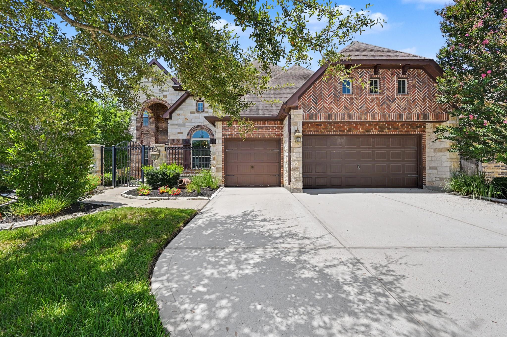 2807 Alan Lake Lane — photo