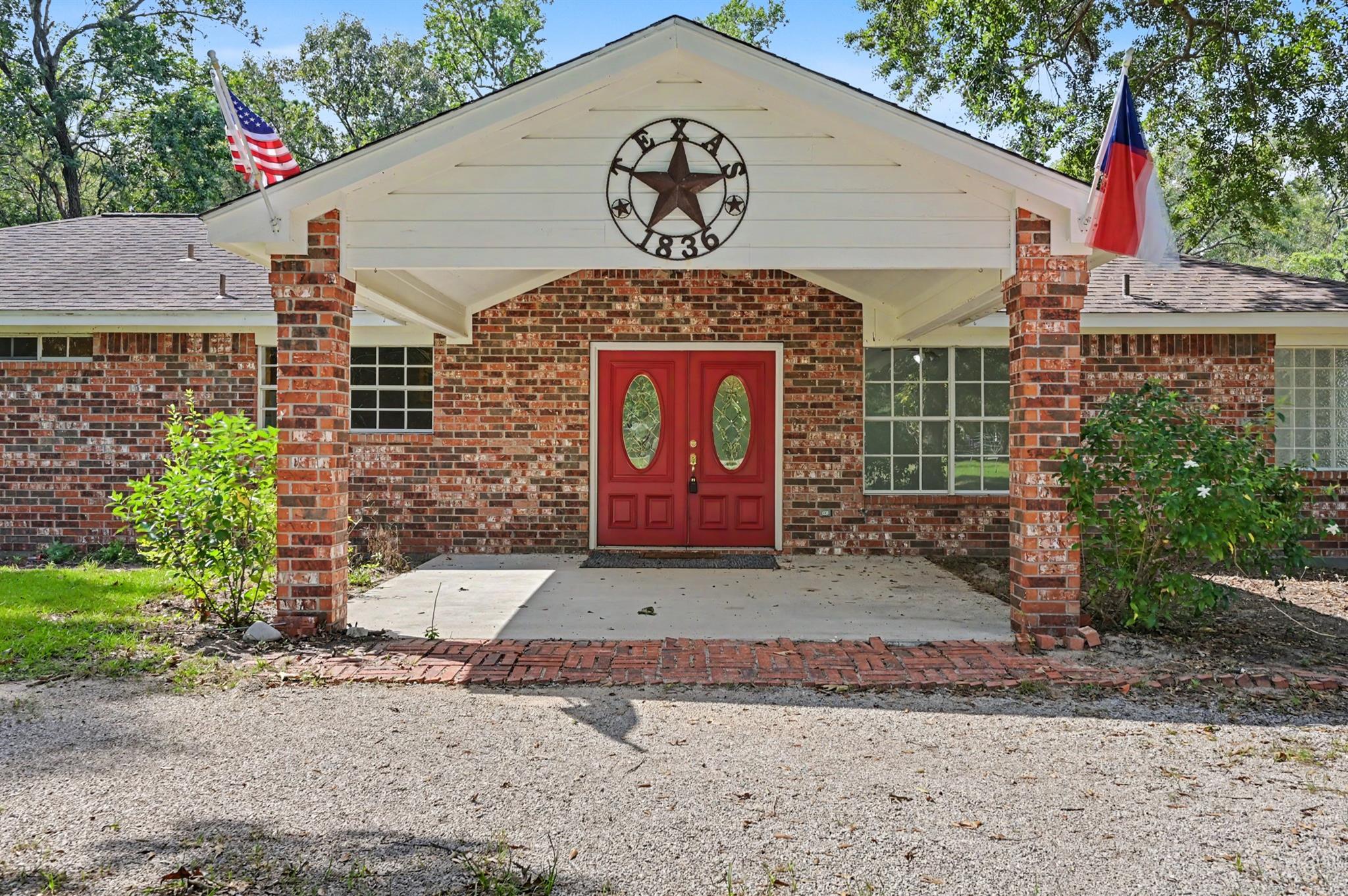 10690 Tanyard Road — photo