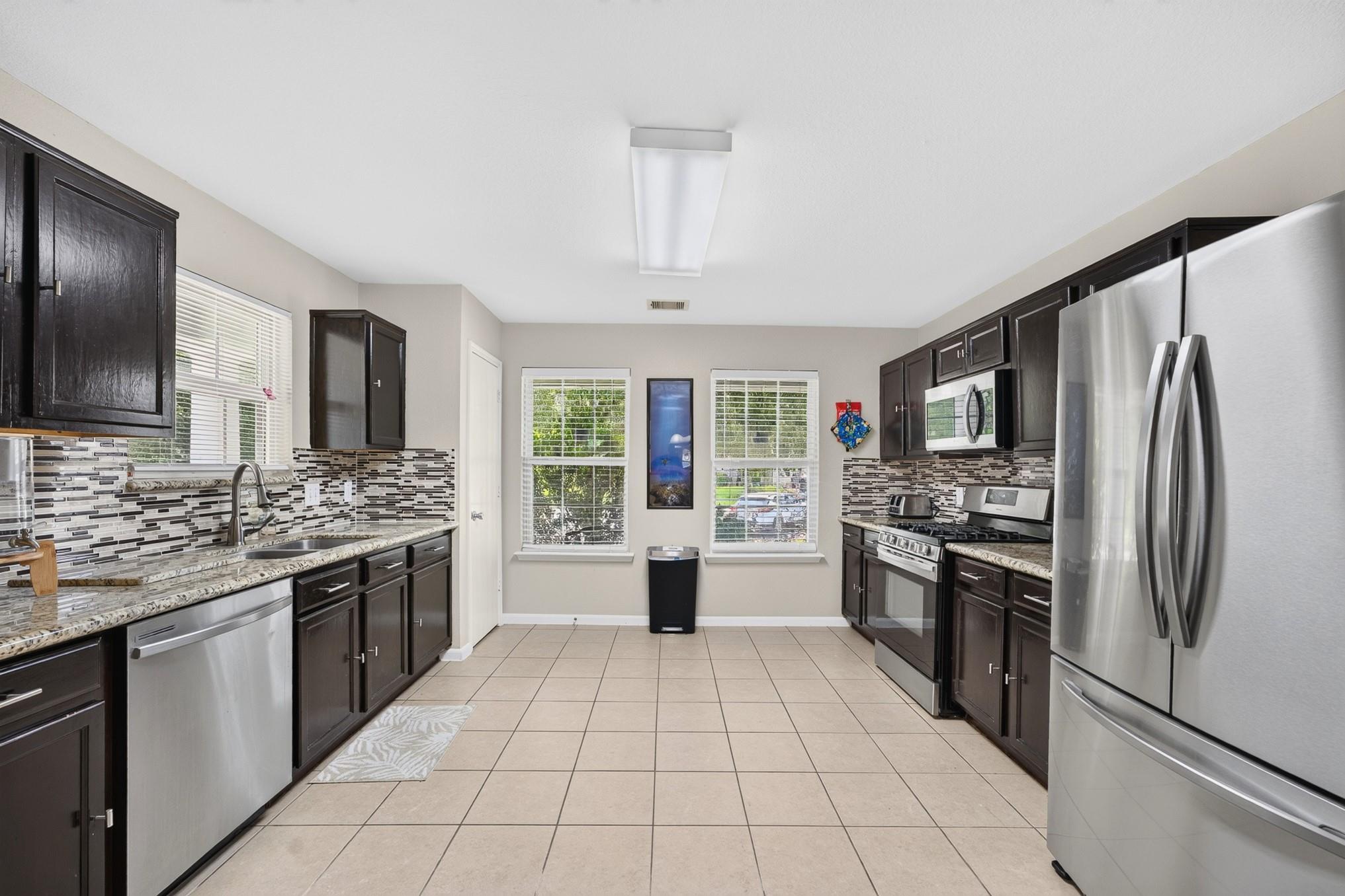 21619 Rain Leaf Court — photo